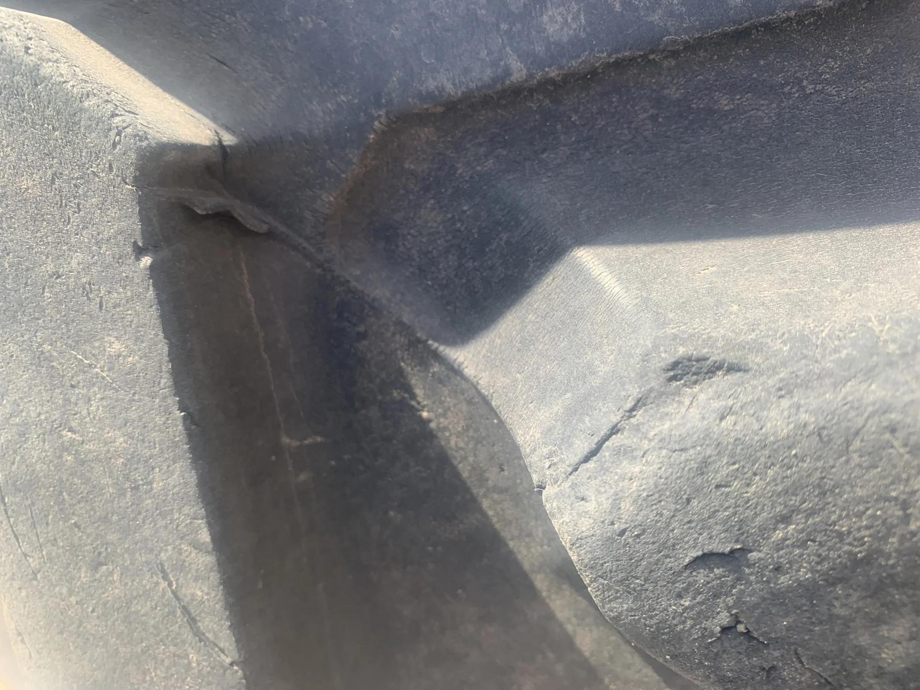 Used 14.9R28 Michelin AgriBib R-1W (134A8/131B) TL -60%  Good Condition  _x000D_ (Lug Cuts) image 6