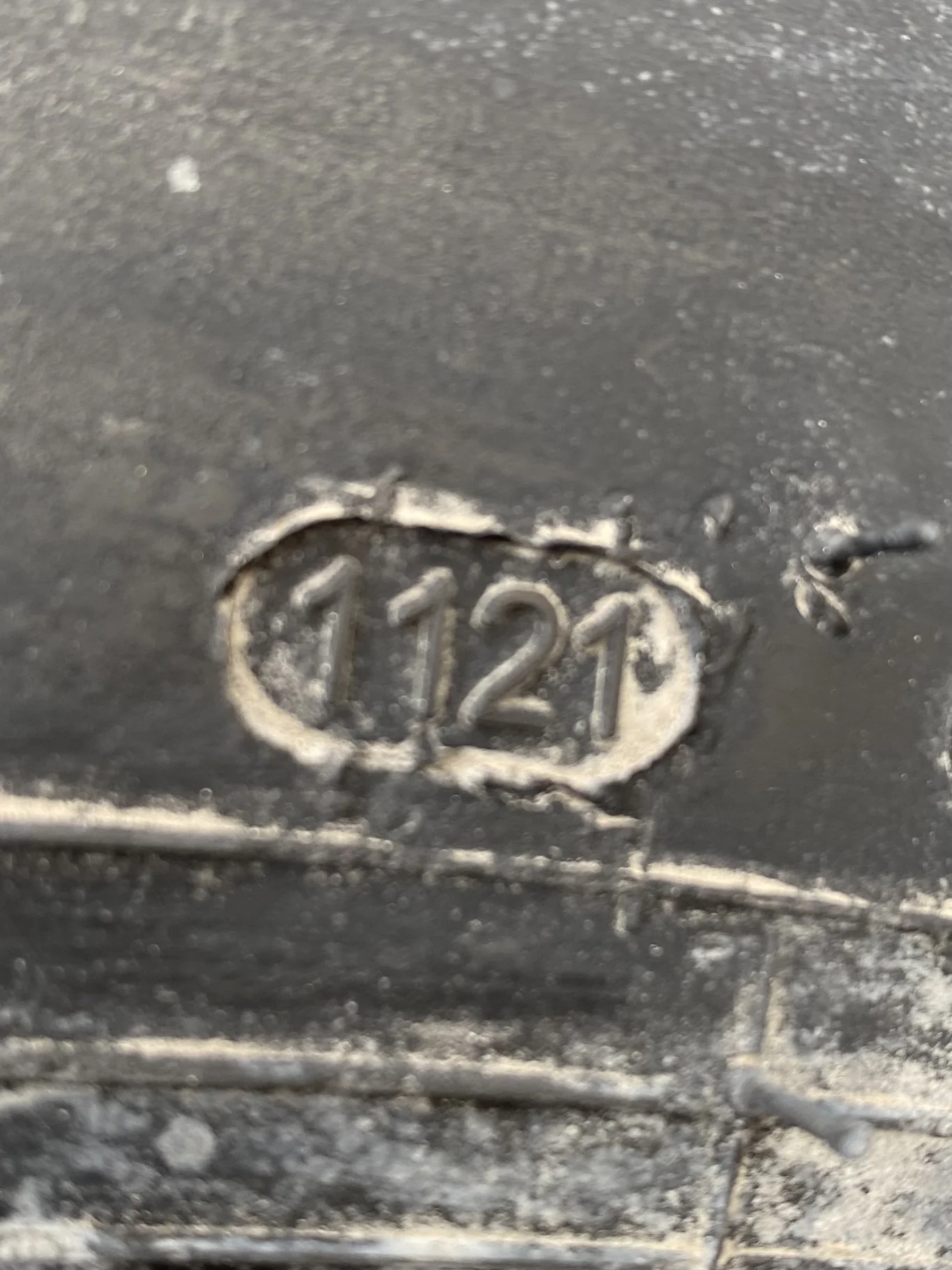 Used 16.9-30 Carlisle CSL24 R-1 D(8Ply) TT 95% - lug cut image 7