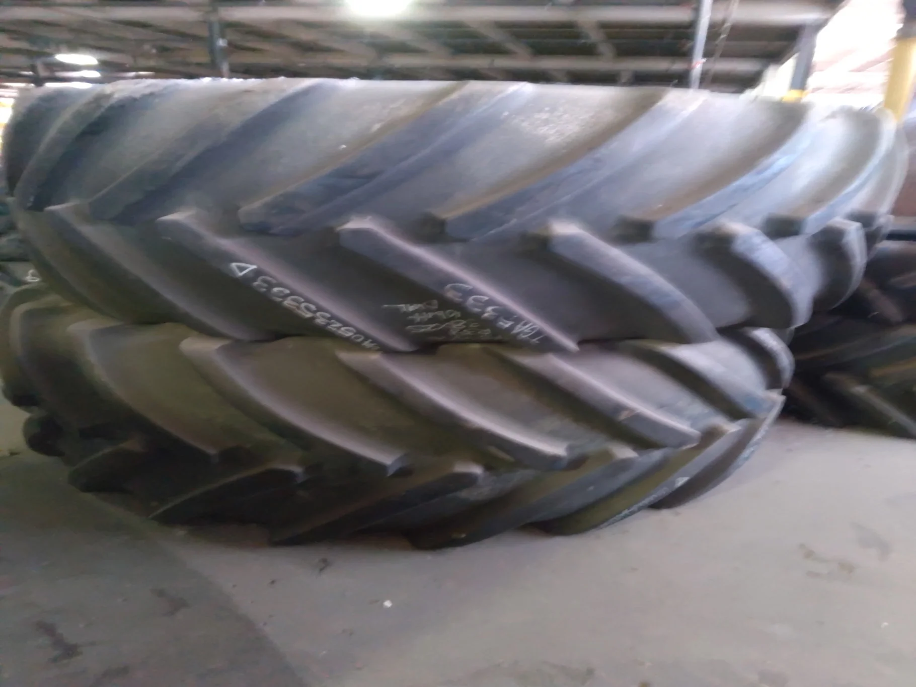 Used IF800/70R38 179D Michelin AxioBib R-1W TL 85% image 4