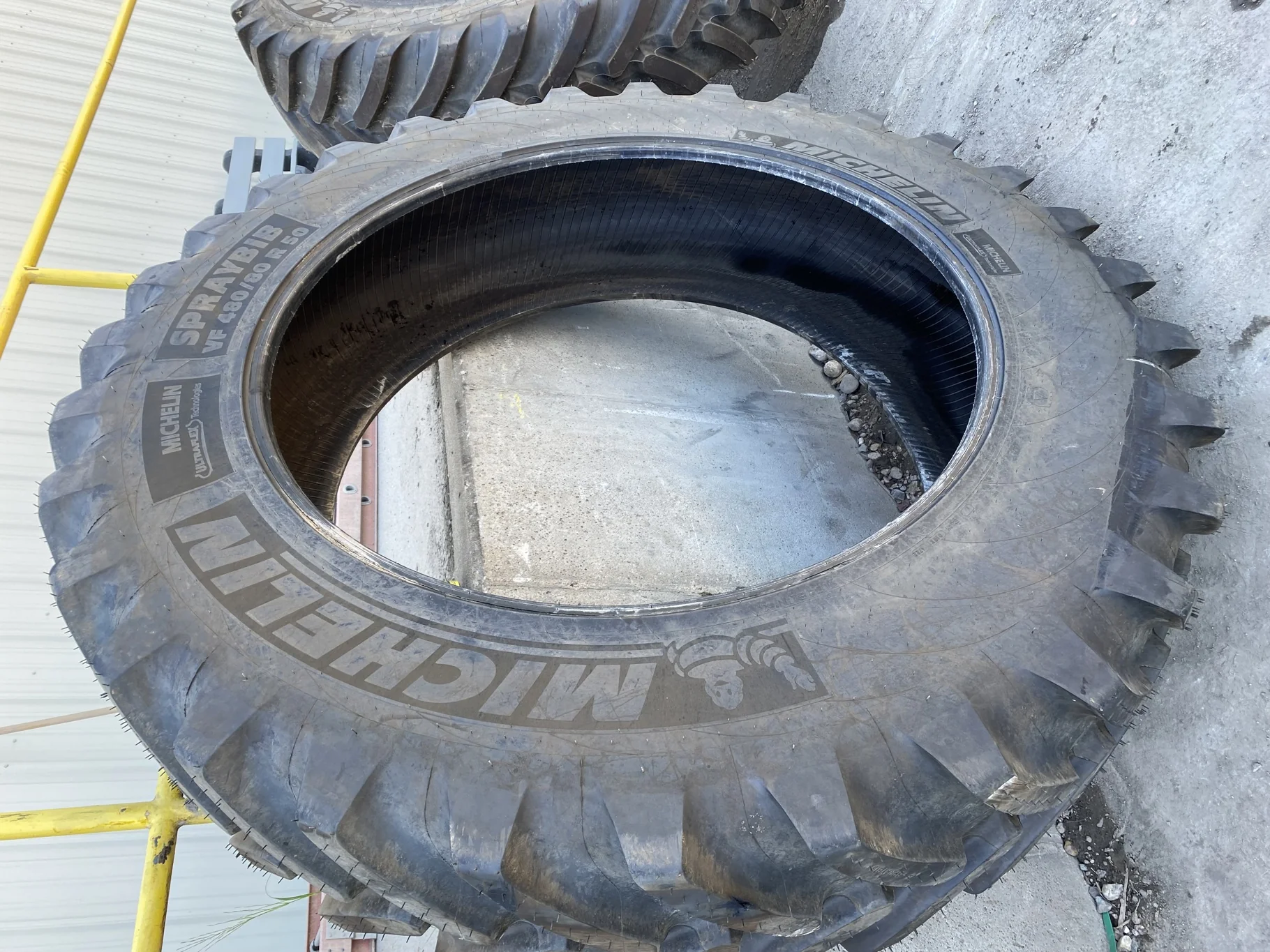 Take-Off VF480/80R50 Michelin SprayBib R-1W 179D TL - Excellent Condition   (Lug Cuts)