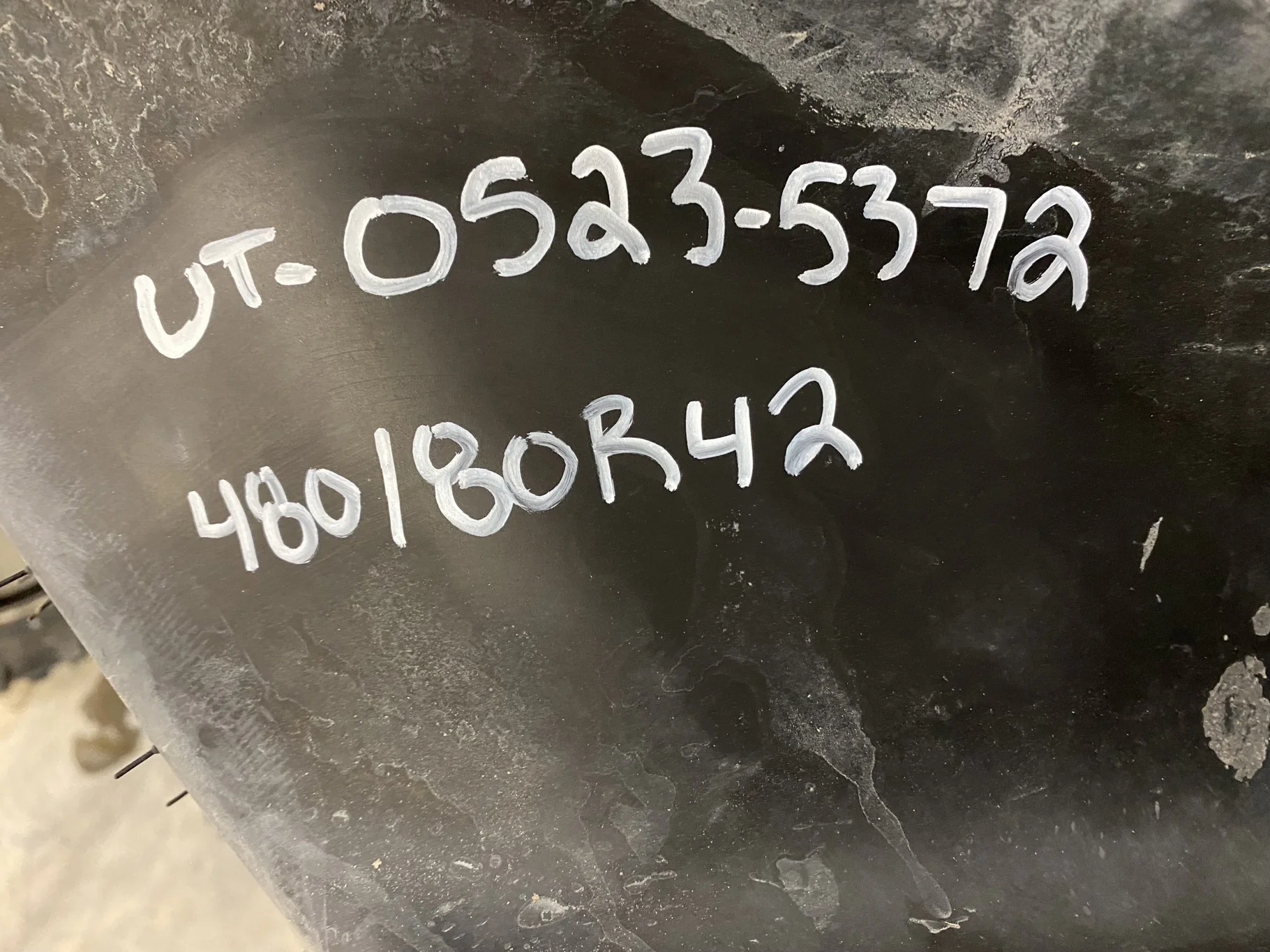 Take-Off 480/80R42 (18.4R42) Mitas AC85 (151A8/151B) TL - lug stubble, Lug Cuts