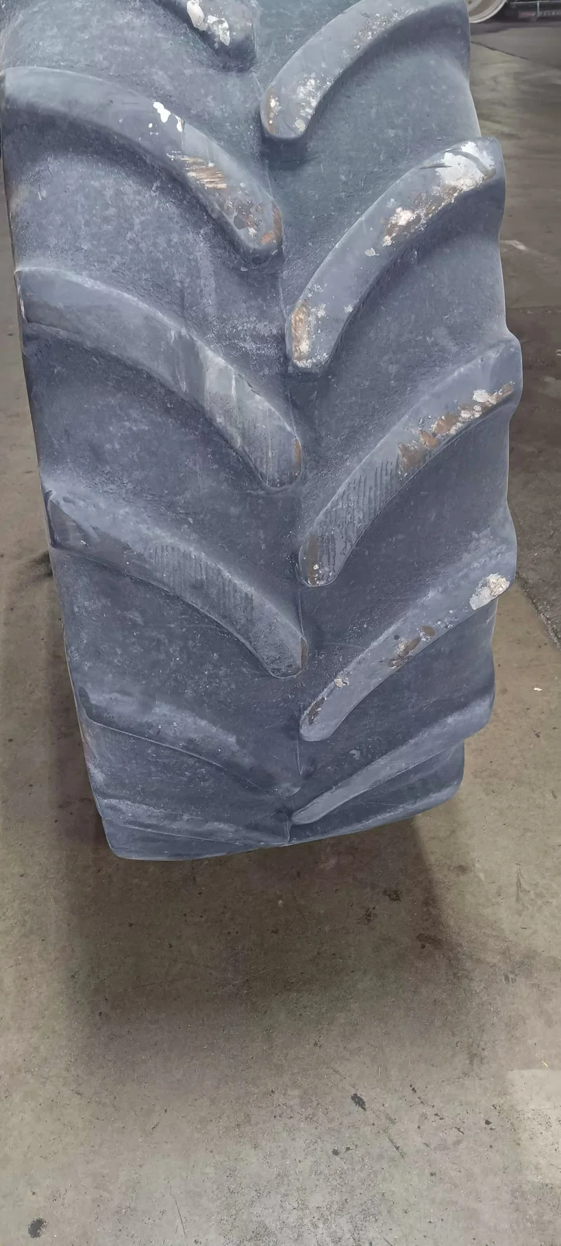 Used 540/65R30 150A8 Firestone Radial 9000 TL R-1W 65-70% image 2