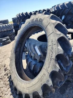 Take-Off 380/90R50 Goodyear DT800 151B R-1W TL (Small lug cut) 95-100% image 2