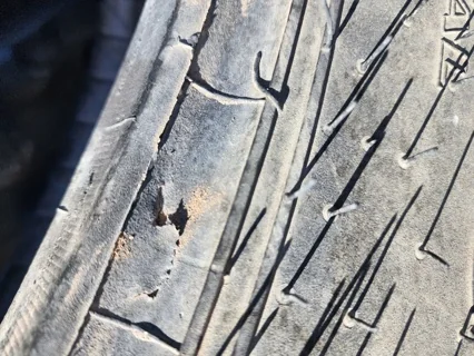 Take-Off 380/90R50 Goodyear DT800 151B R-1W TL (Small lug cut) 95-100% image 4