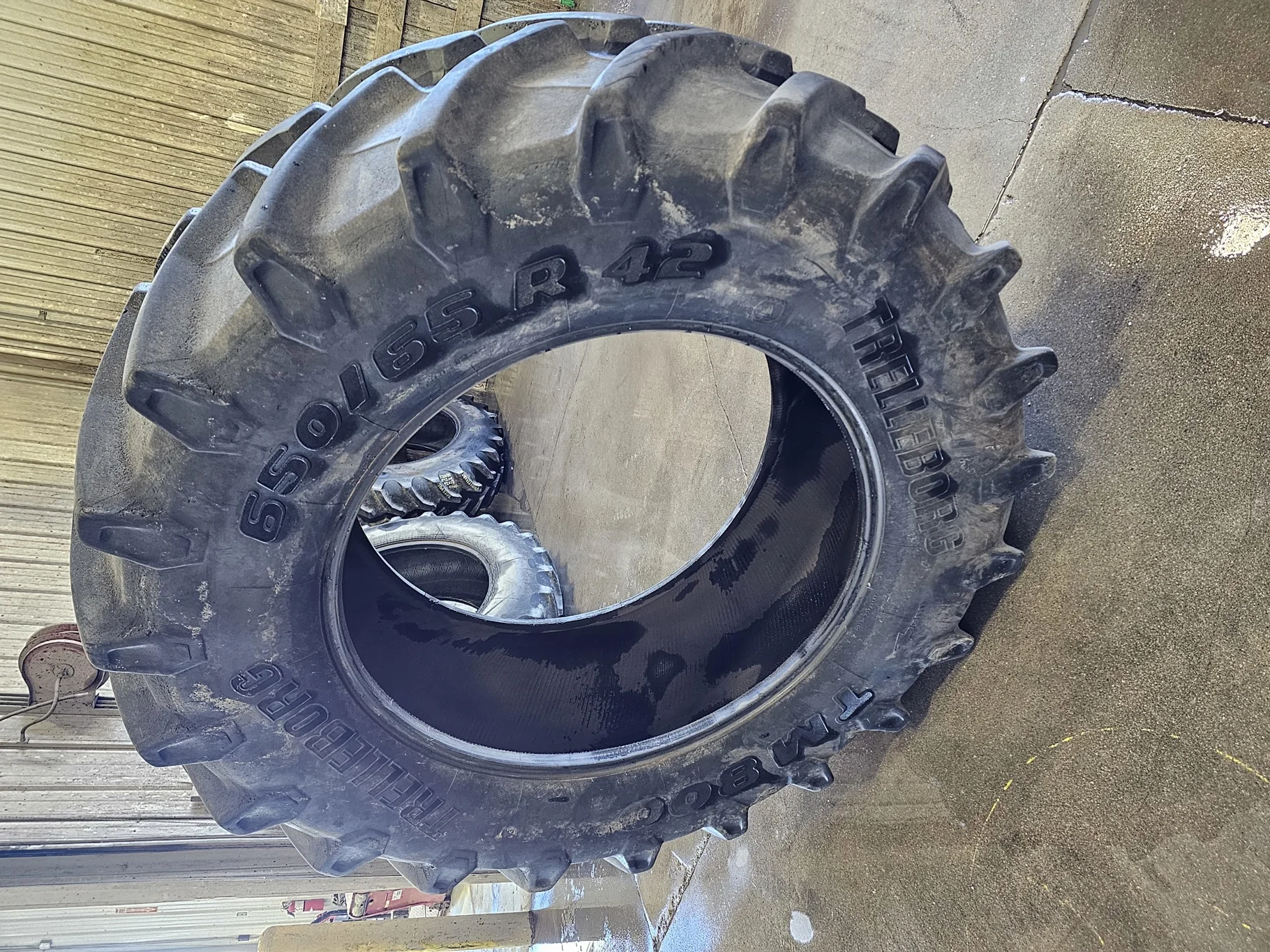 Used 650/65R42 Trelleborg TM800 High Speed R-1W 158D TL 75% (Stubble, Weathering Between Lugs, Lug C image 2