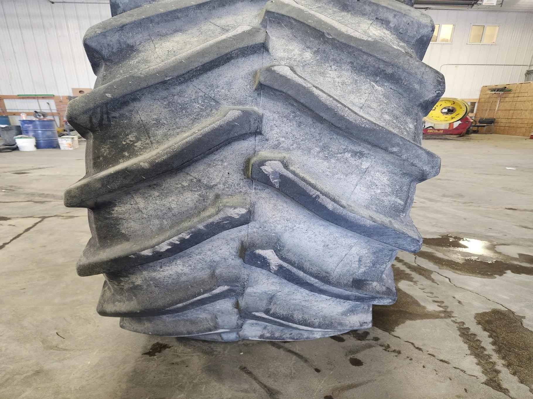 Used 650/65R42 158D Trelleborg TM800 High Speed R-1W TL 75% image 3