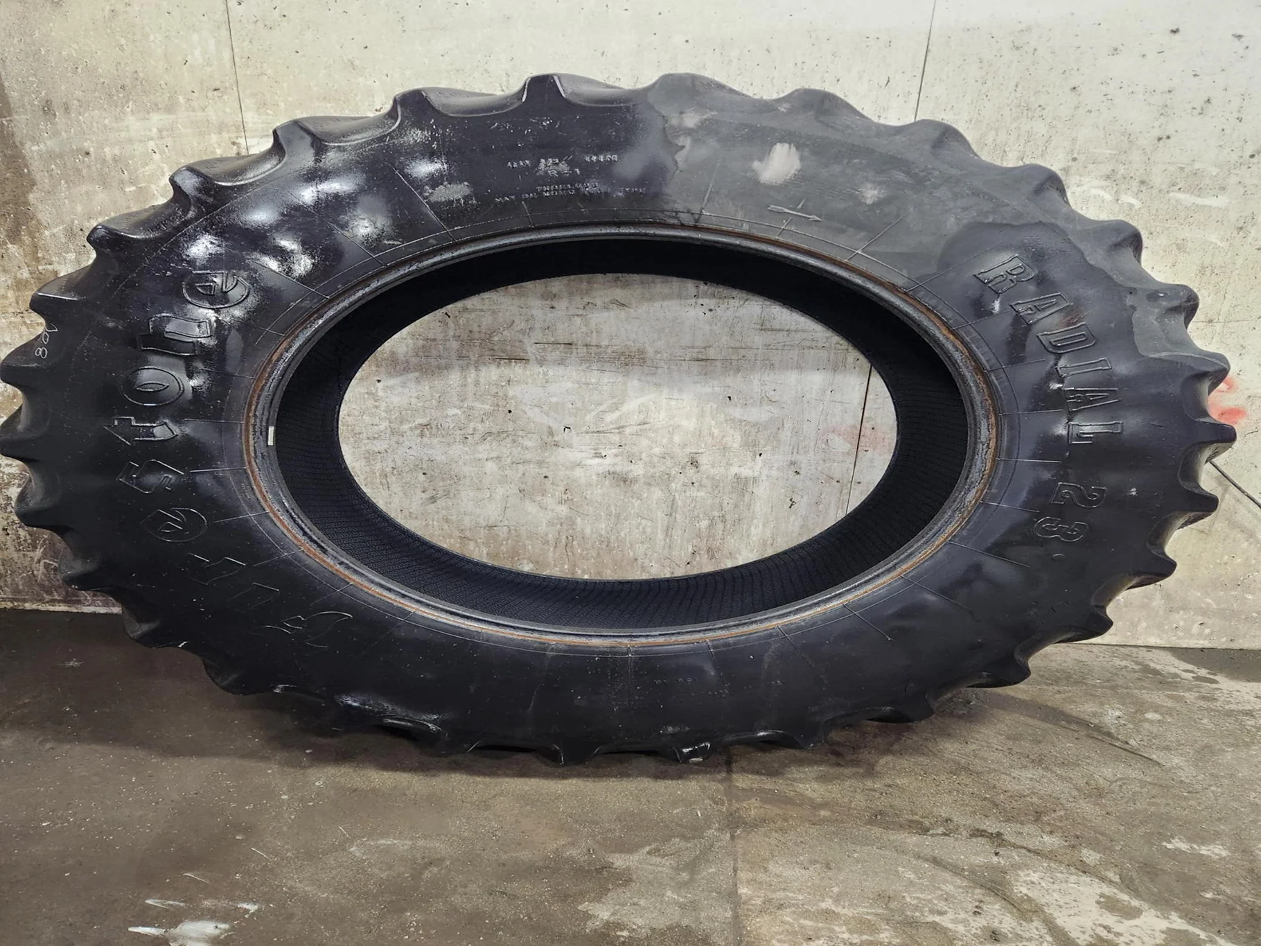 Used 20.8R42 155B Firestone Radial 23 TL R-1 55%