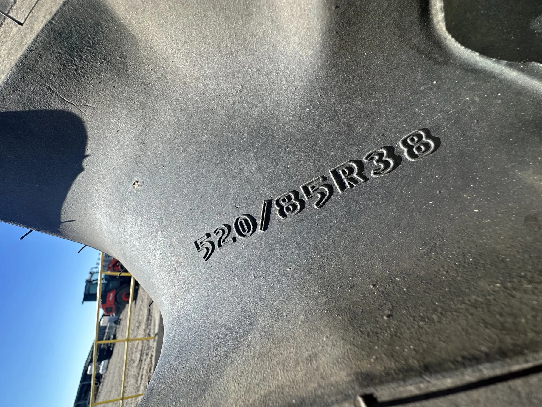 Take-Off 520/85R38 Goodyear UltraTorque R-1 155B TL - Excellent Condition image 4