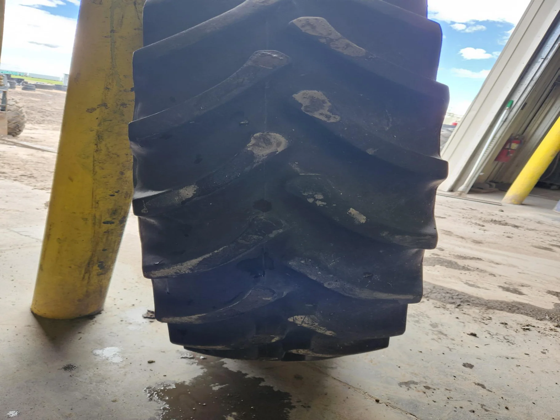Used 380/85R30 135B Firestone Radial All Traction FWD R-1 TL 60% image 4