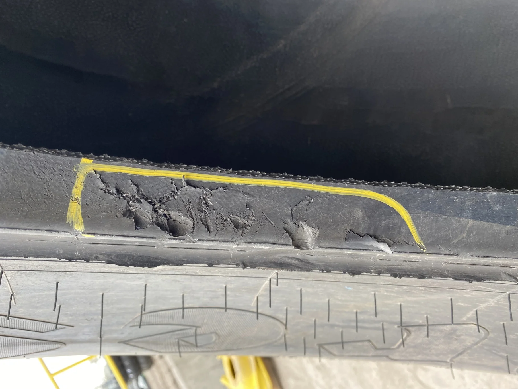 Take-Off IF850/75R42 CFO Firestone Radial Deep Tread 23 R-1W 186B TL - Excellent Condition (Lug Cuts image 6
