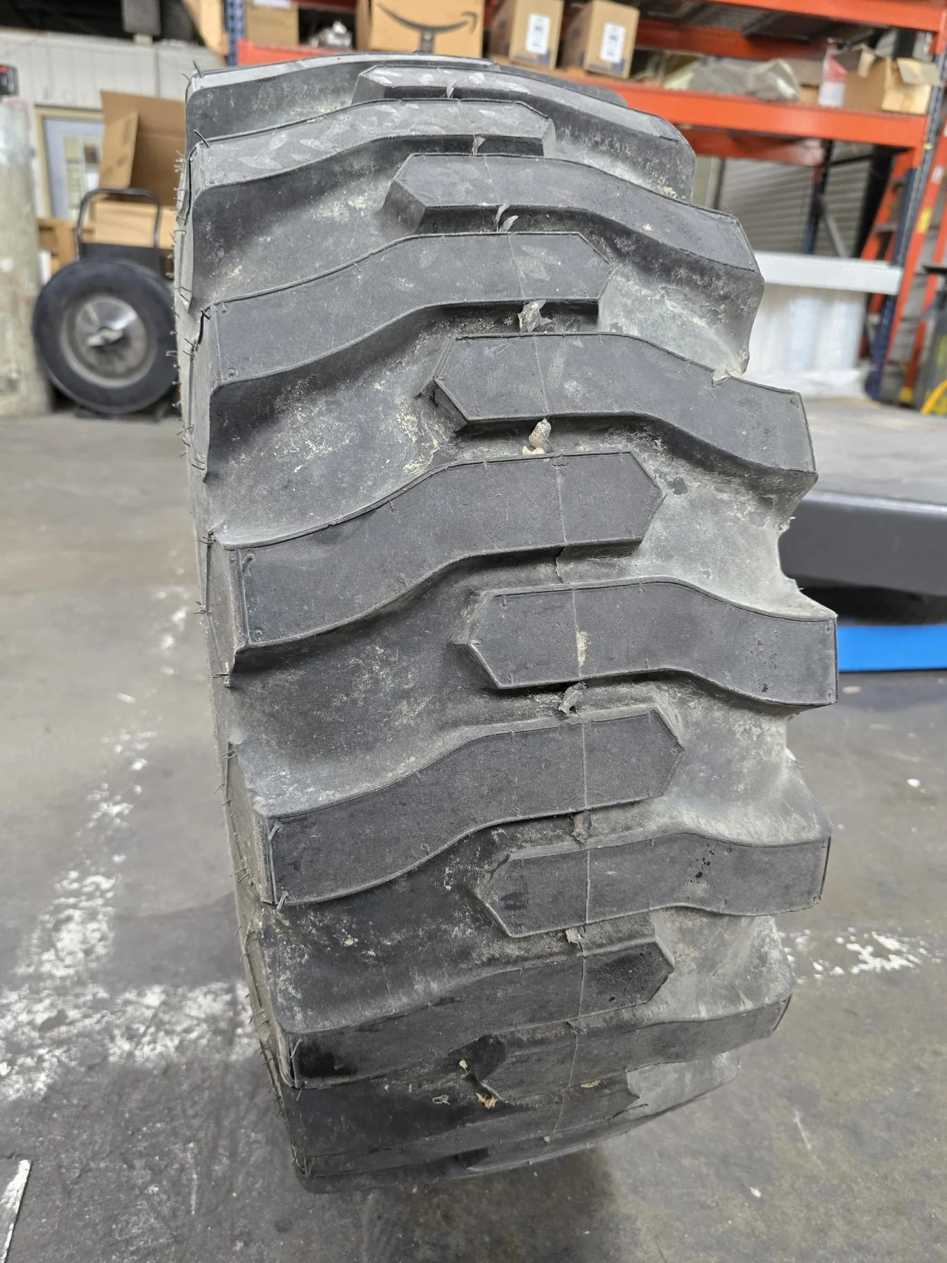 Used 12-16.5/9 Titan Trac Loader NHS C TL 90-95% image 3