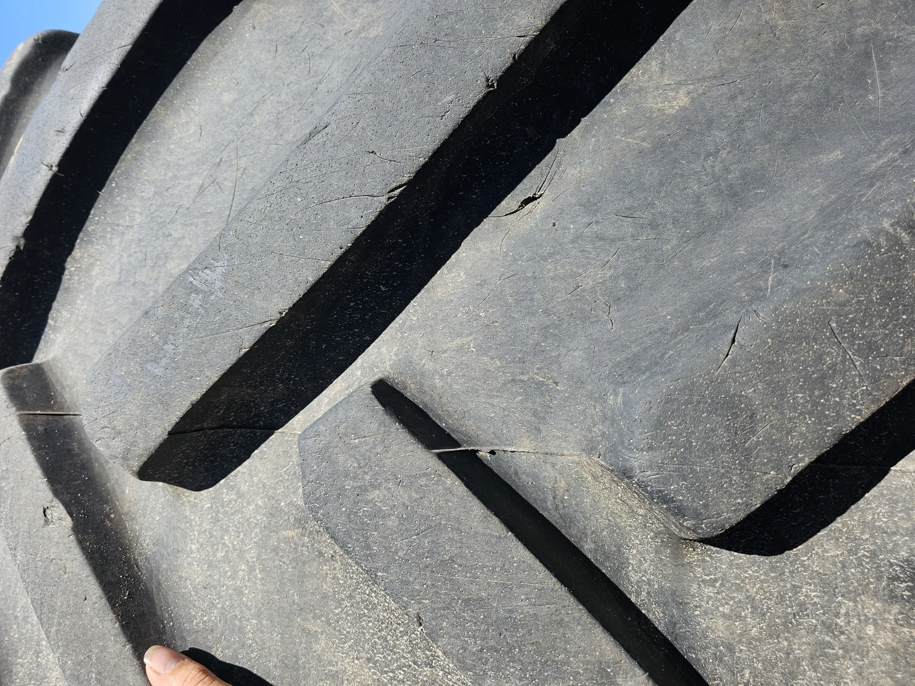 Used 800/70R38 CHO Mitas SFT 178D/181A8 TL 80% - Good Condition (Lug Stubble, Lug Cuts) image 5