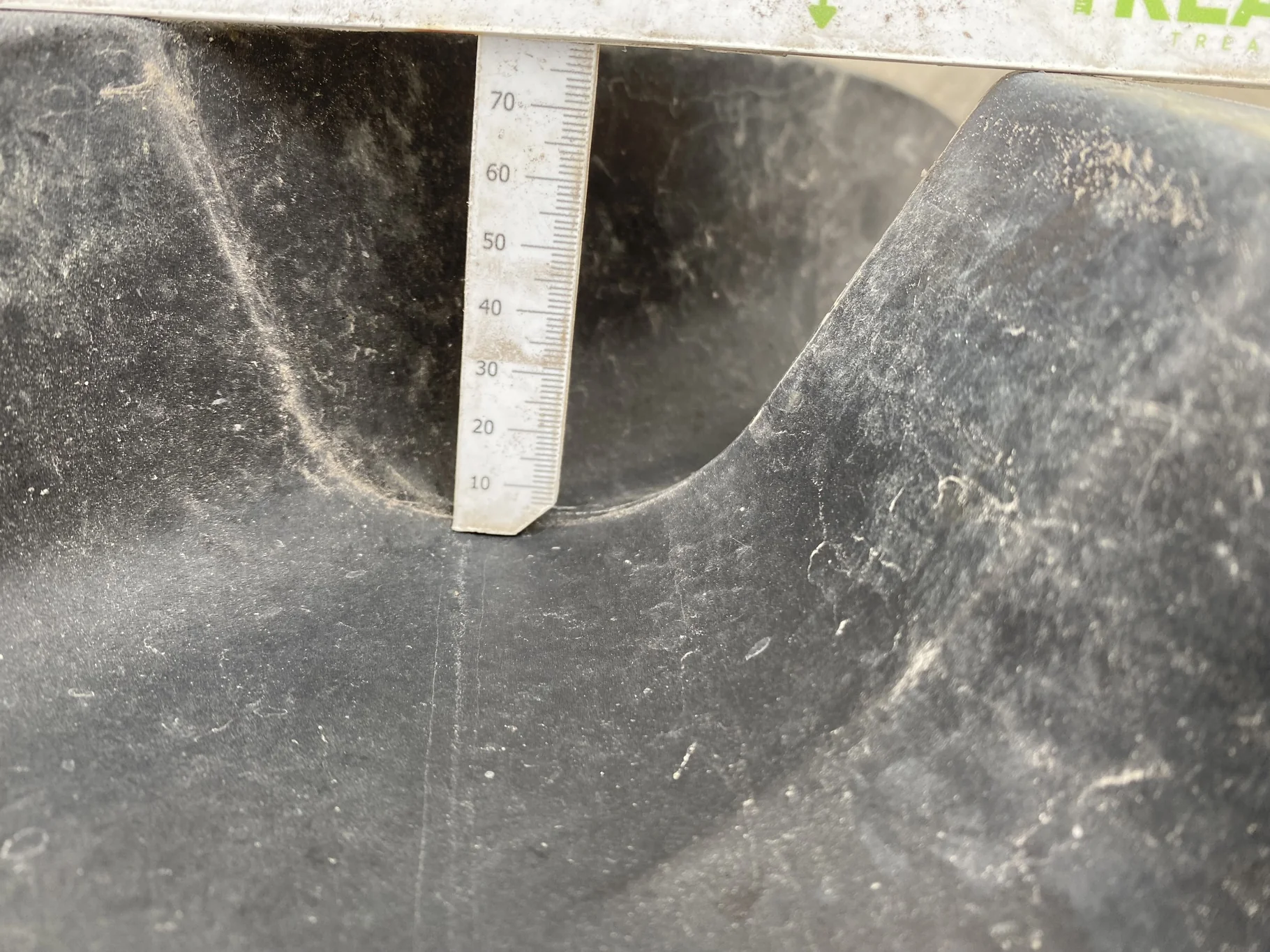 Used IF750/75R46 Michelin AxioBib R-1W (186D) TL 90% Sidewall Cuts, Lug Cuts) image 6