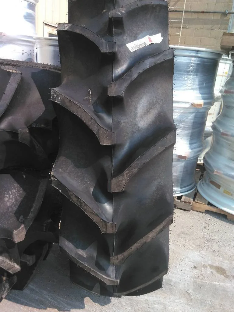 Take-Off 520/85R42 162A8 Goodyear Special Sure Grip TD8 TL R-2 95-100% (DOT 2325) image 4