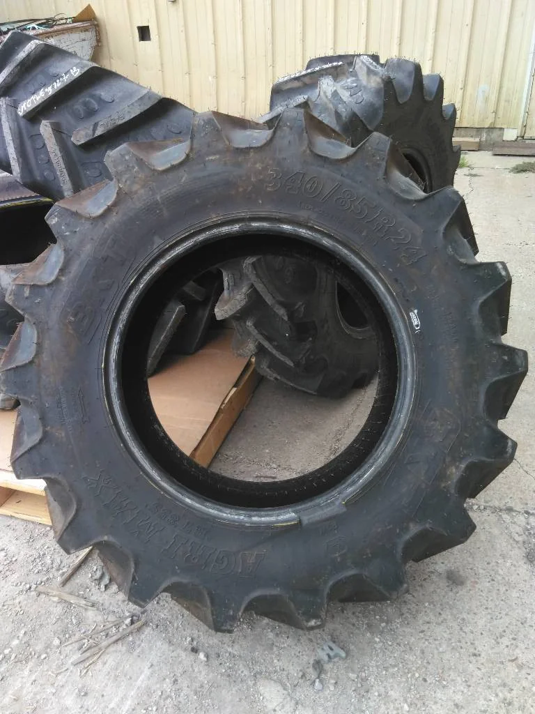 Take-Off 340/85R24 125A8 BKT Agri Max RT 855 TL R-1W 95-100% (DOT 3224)