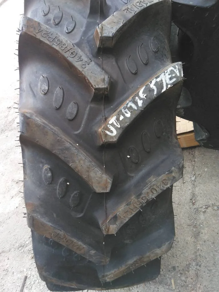 Take-Off 340/85R24 125A8 BKT Agri Max RT 855 TL R-1W 95-100% (DOT 3224) image 3