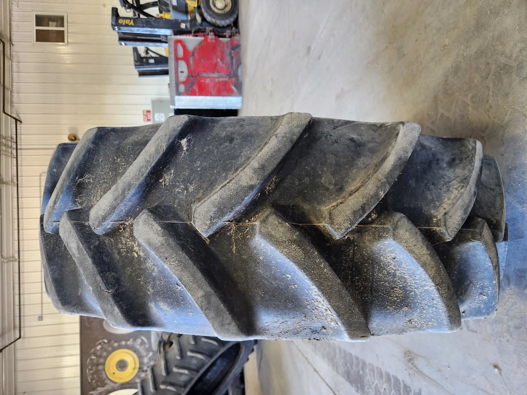 Used 340/85R24 (13.6R24) 125A8/125B Mitas AC85 TL 85% image 7