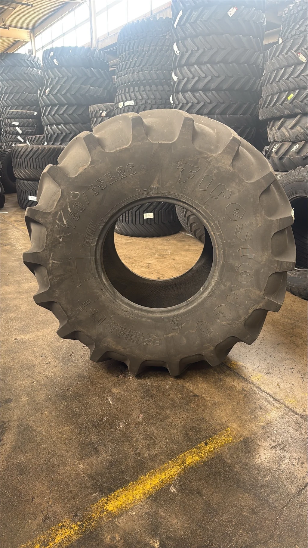 Used 750/65R26 169B FIRESTONE RADIAL ALL TRACTION DT TL R-1W 75% image 12