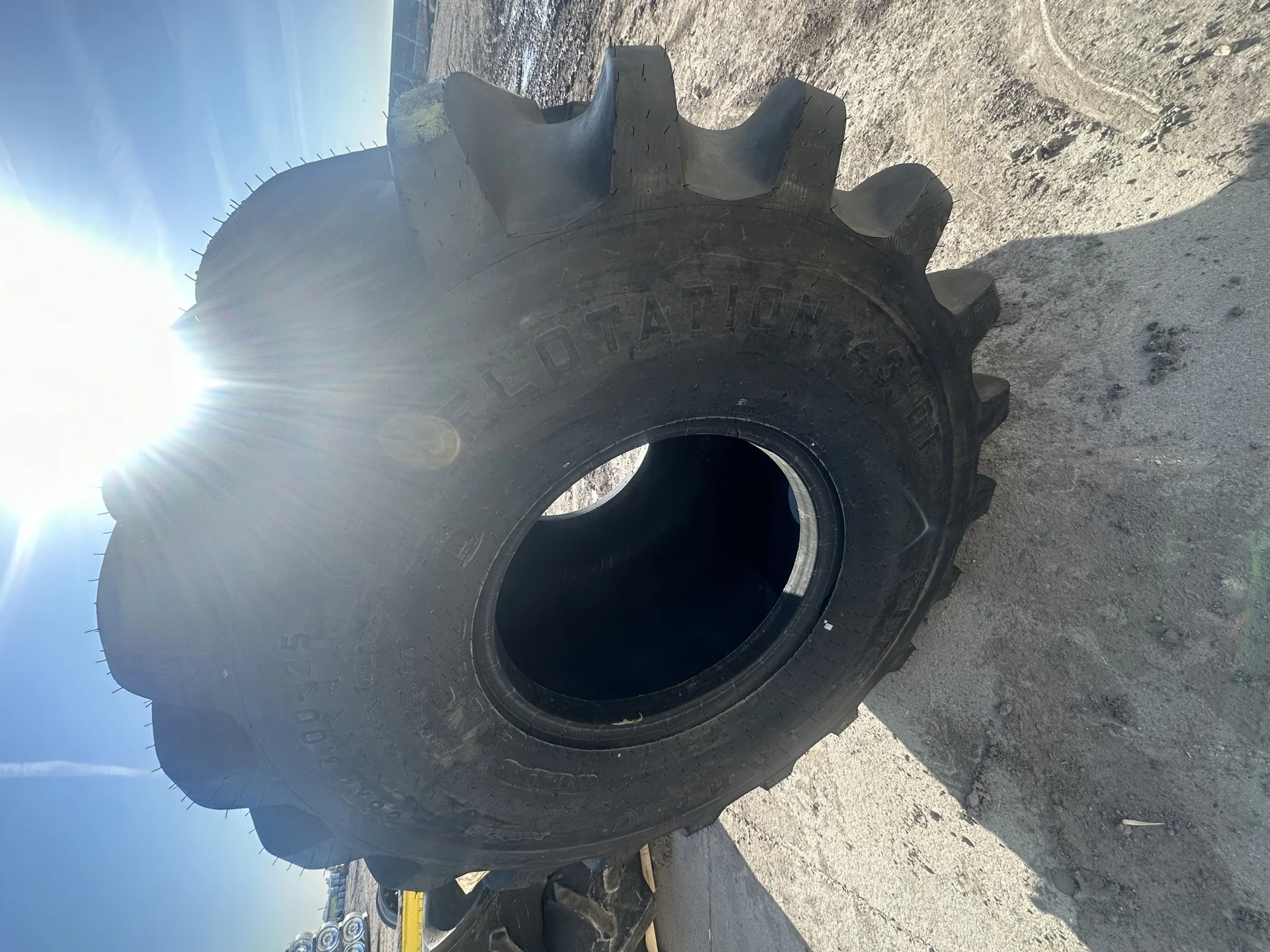 Take-Off 66X43.00-25/10 Firestone Flotation 23 Deep Tread TL HF-3