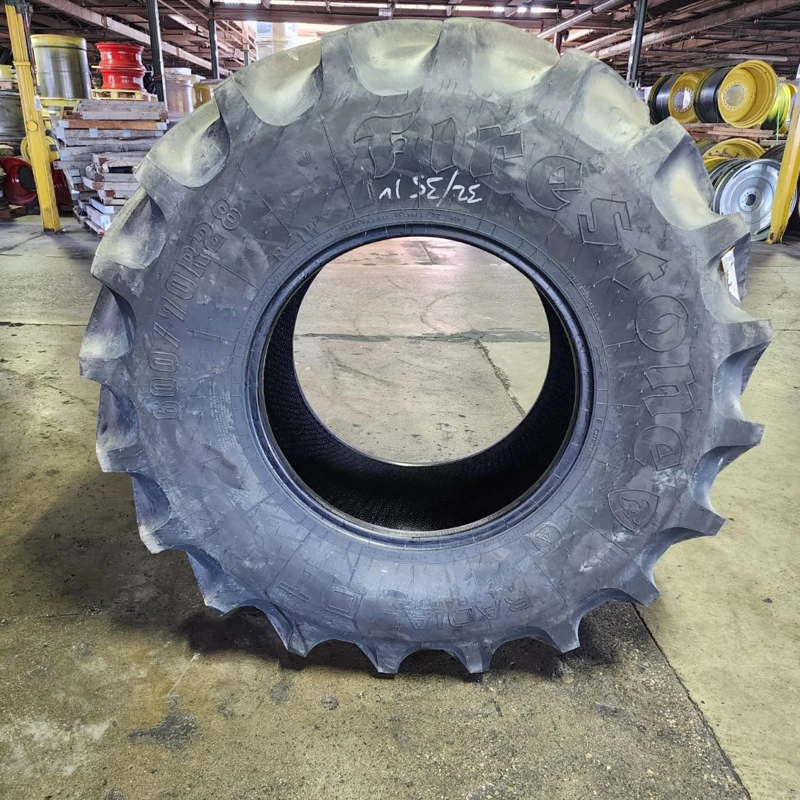 Used 600/70R28 164B Firestone Radial All Traction Deep Tread R-1W TL 85-90% image 4