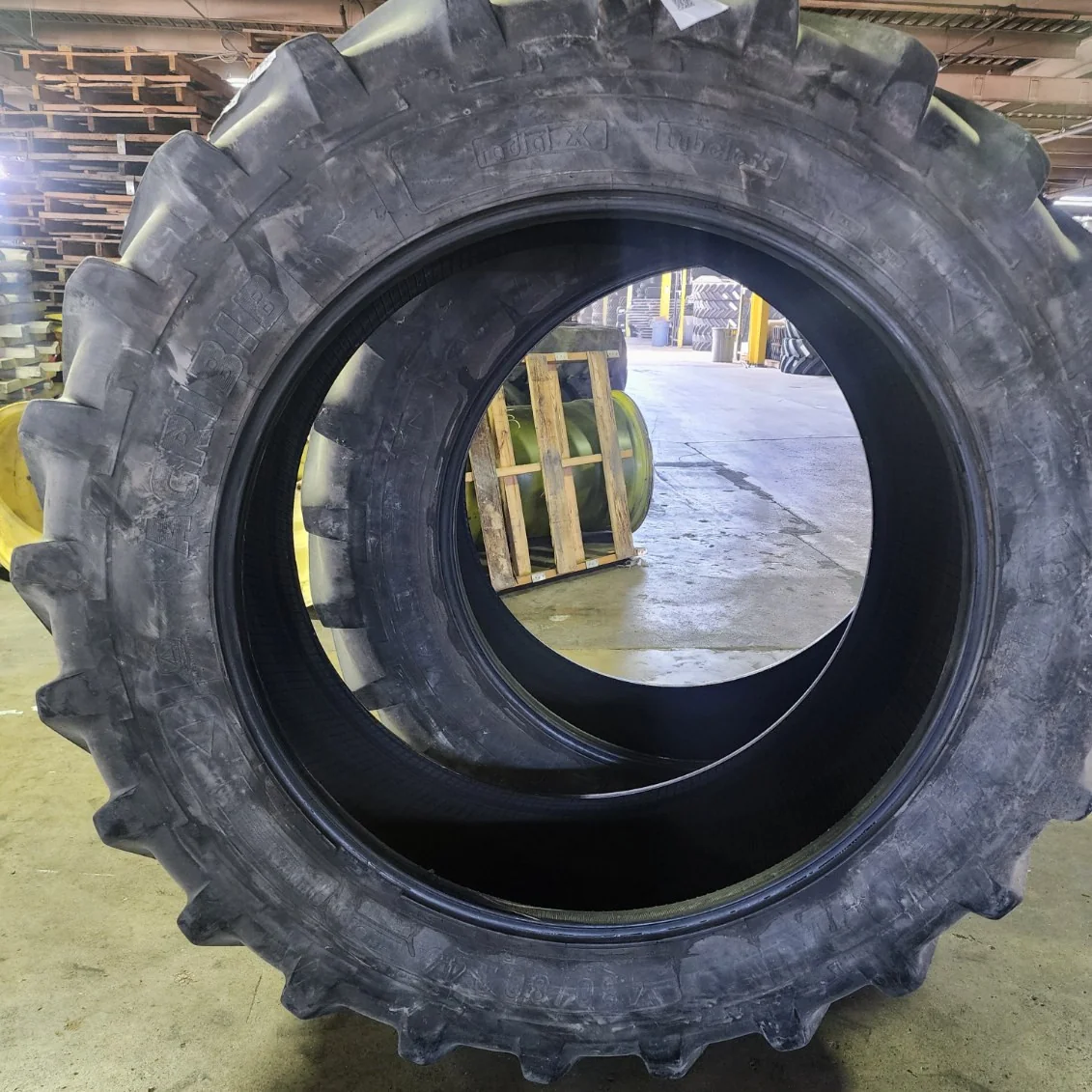 Used 480/80R46 158A8 Michelin Agribib TL R-1W 40-45% image 4