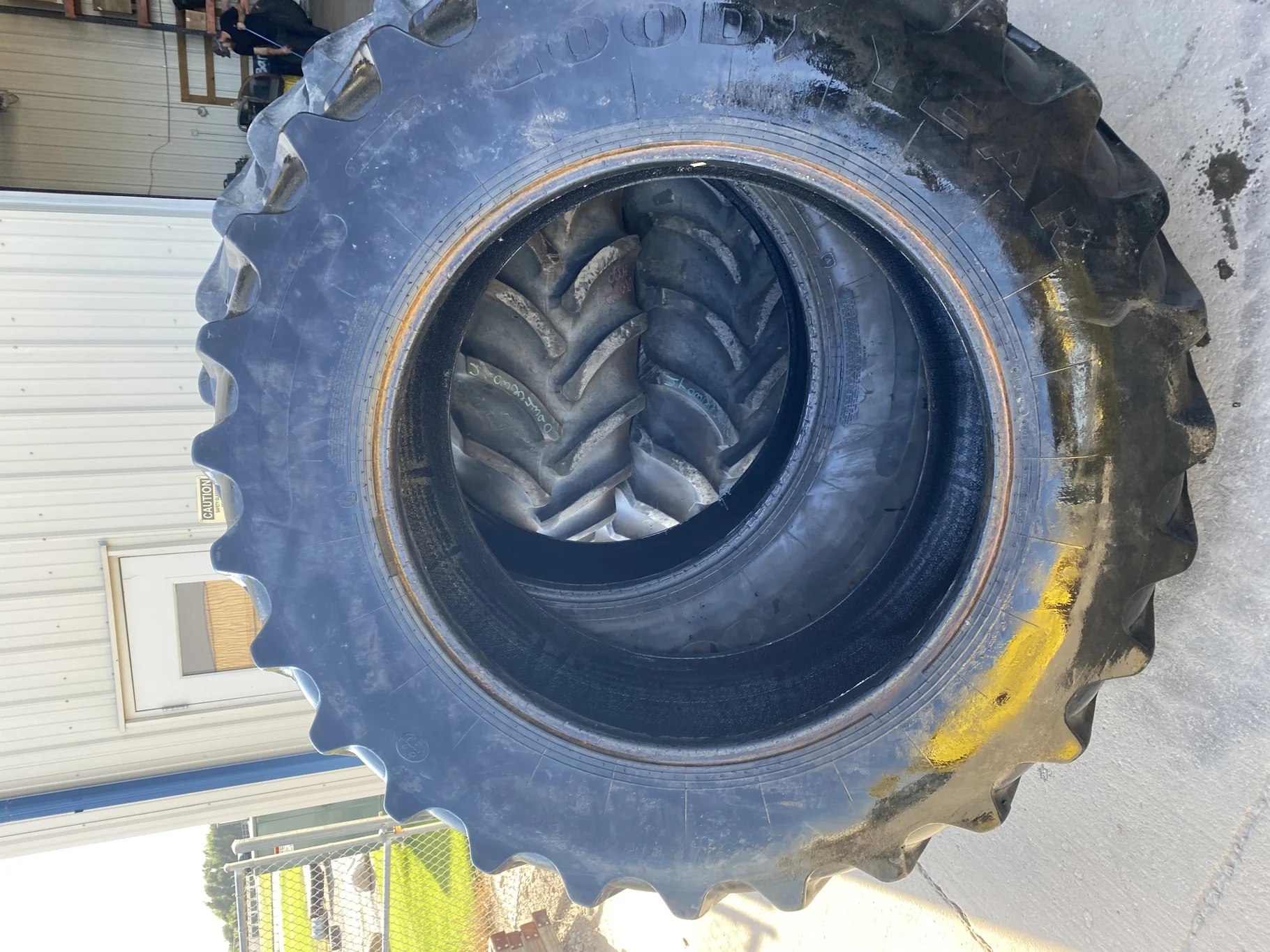 Used 520/85R42 157A8 Goodyear UltraTorque Radial DT712 R-1 TL 70% image 3