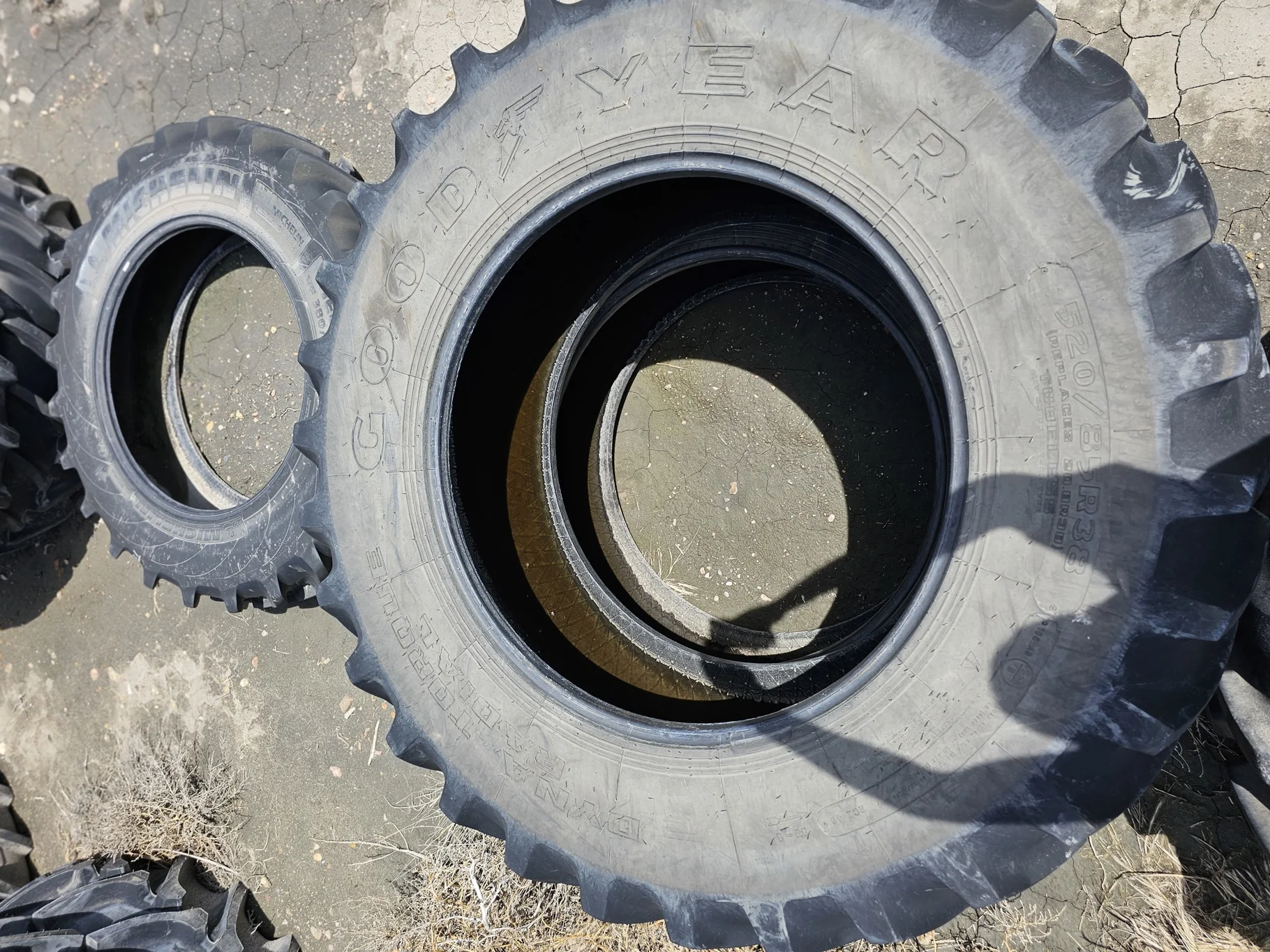 Used 520/85R38 Goodyear Dyna Torque Radial 155A8/B R-1 TL 75% - Good Condition  _x000D_ (Uneven Trea