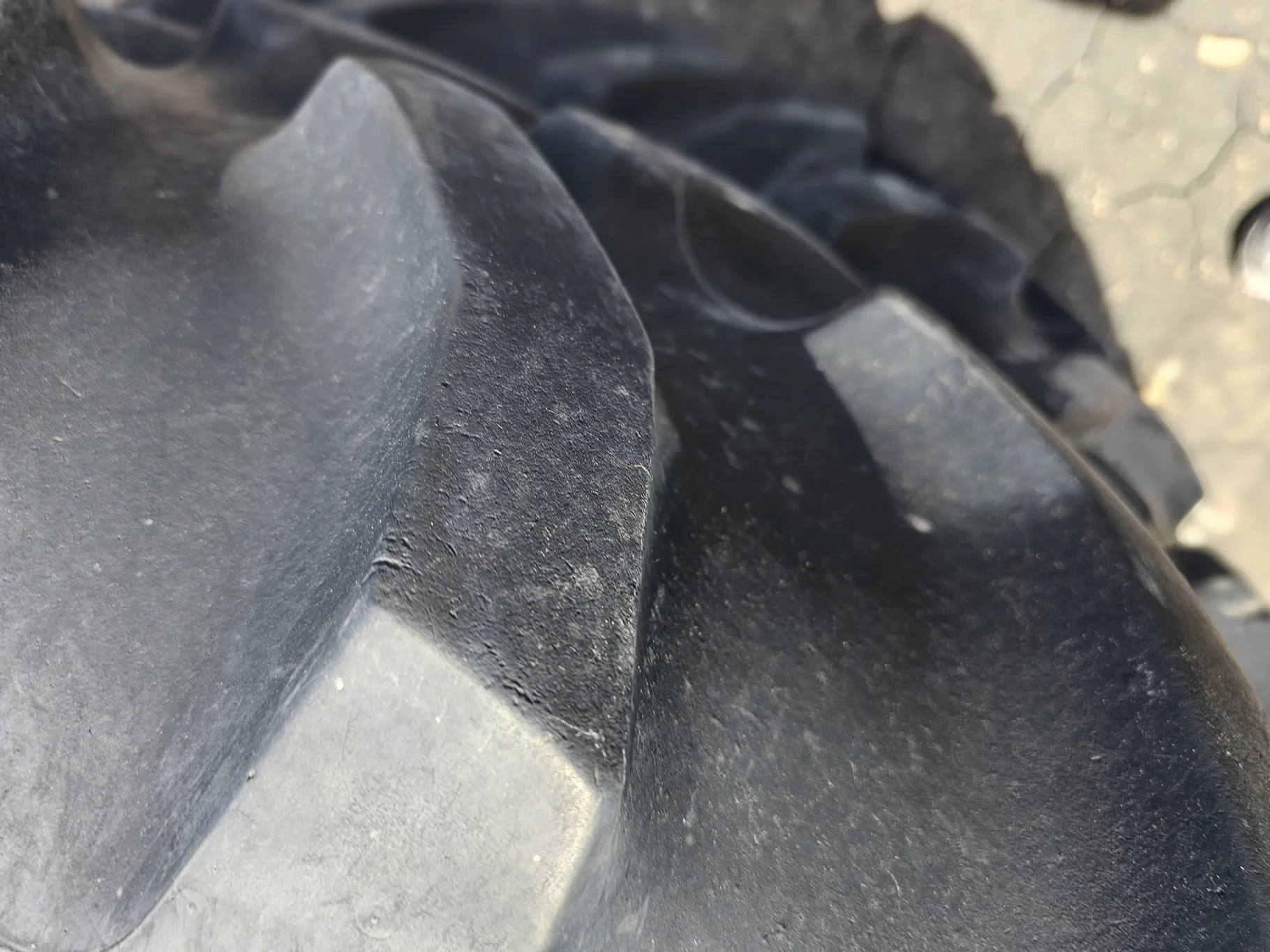 Used 520/85R38 Goodyear Dyna Torque Radial 155A8/B R-1 TL 75% - Good Condition  _x000D_ (Uneven Trea image 5