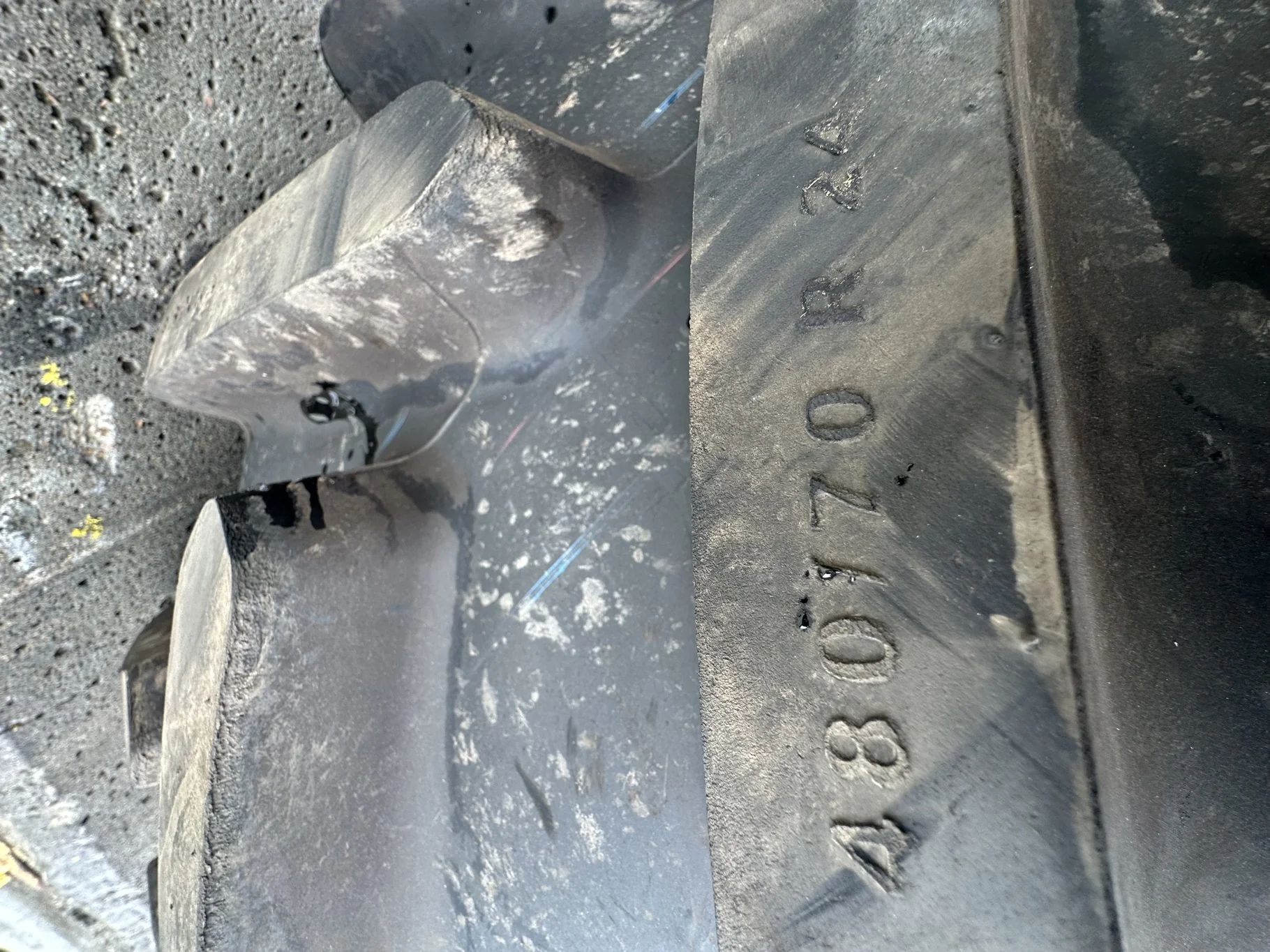 Take-Off 480/70R24 Michelin OmniBib 138D TL    (Road Wear) Lug Stubble)   ***Built or Custom, Non-Re image 5