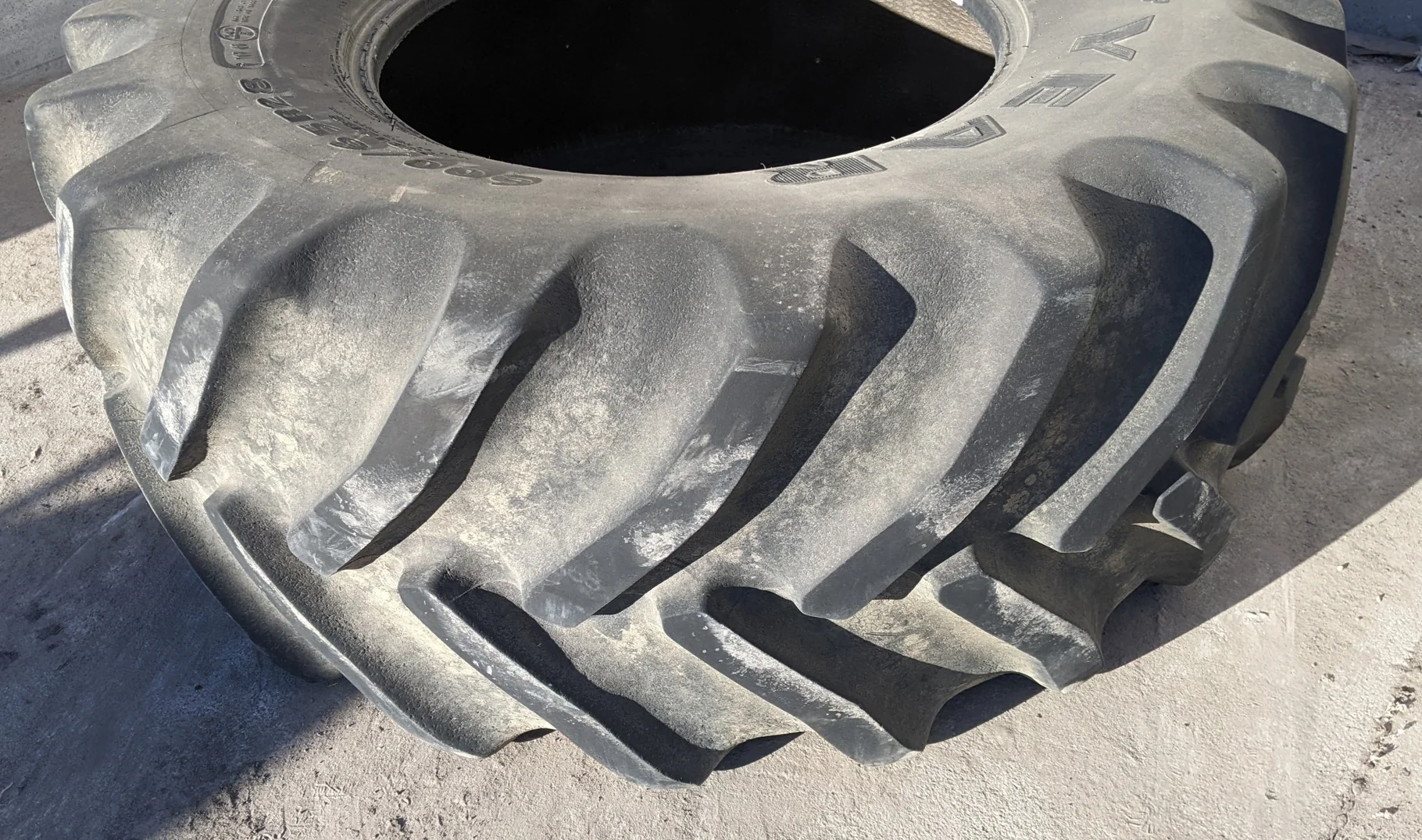 Used 600/65R28 Goodyear DT820 R-1W (160D) TL 80%  (Major stubble; sidewall cuts) - Good Condition image 2