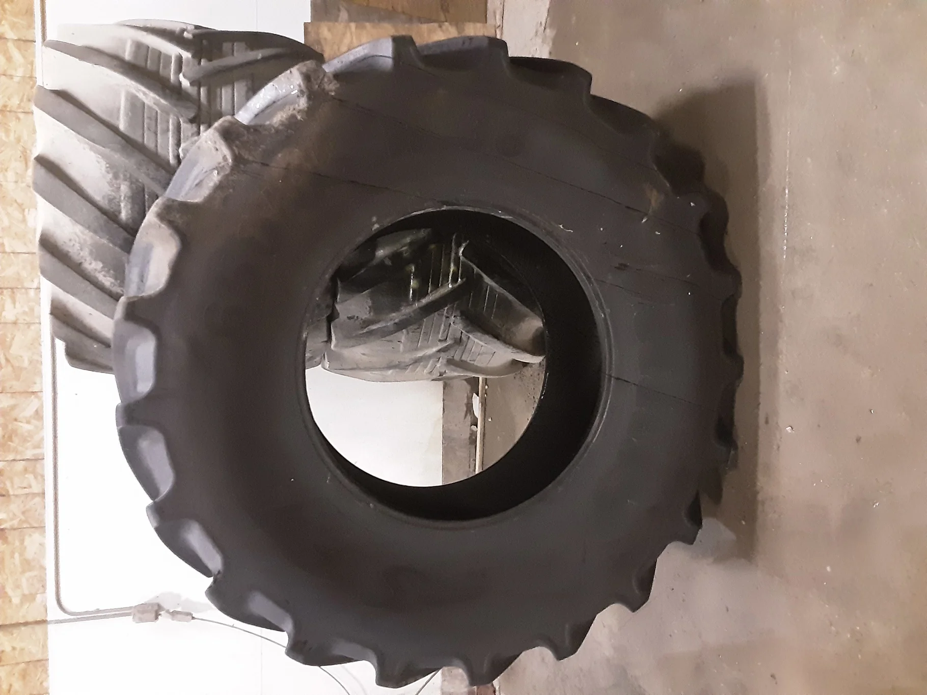 Used 650/85R38 Mitas SFT 173D/176A8 TL 85%