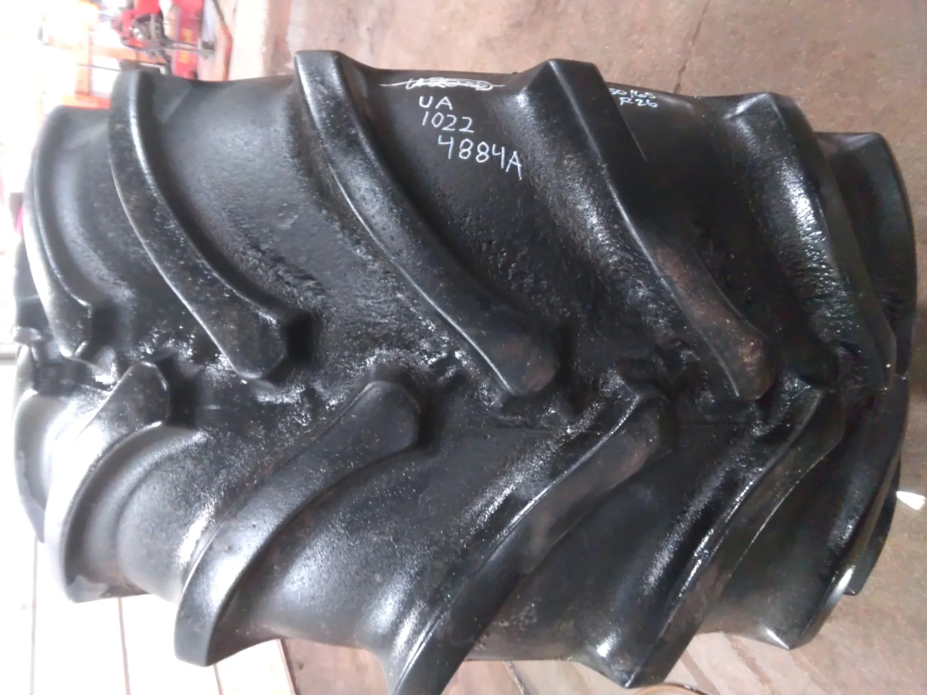 Used 750/65R26 169B FIRESTONE RADIAL ALL TRACTION DT TL R-1W 80% image 2