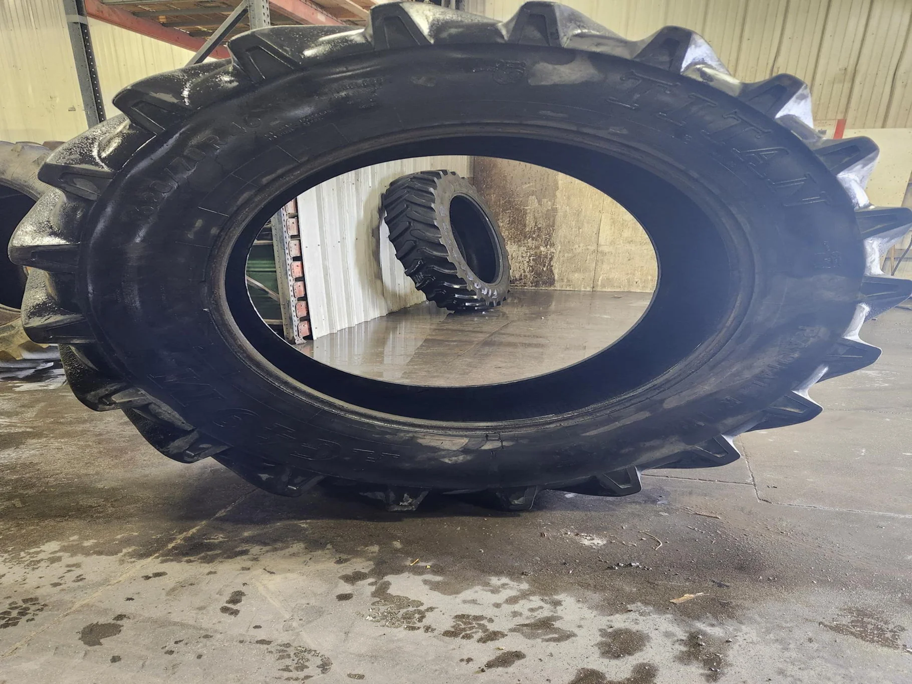 Used 620/70R46 162A8/B Titan AG49M R-1W TL 90% image 7