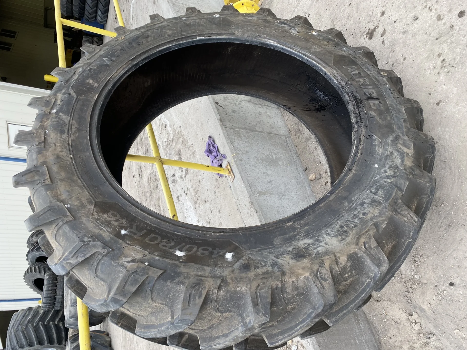 Used 480/80R46 Michelin AgriBib 2 R-1W 158A8/158B TL 90% - Good Condition (Lug Stubble, Lug image 2