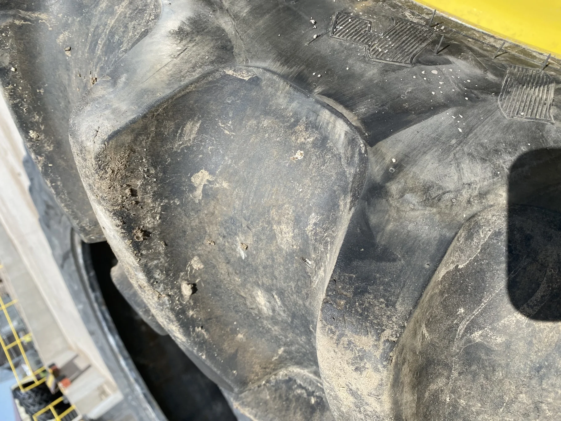 Used 380/90R54 152B Firestone Radial 9000 TL R-1W 98% image 2