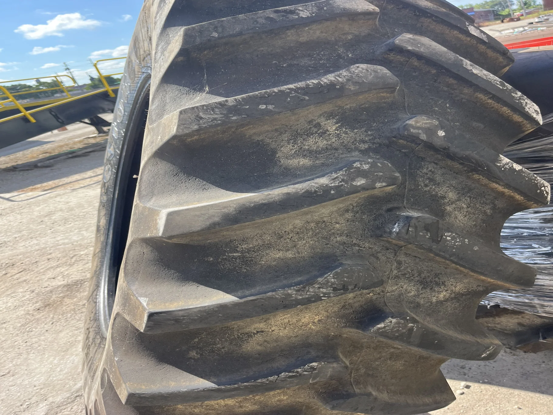 Used 520/85R42 157B Firestone RAD 23 R-1 TL 90%