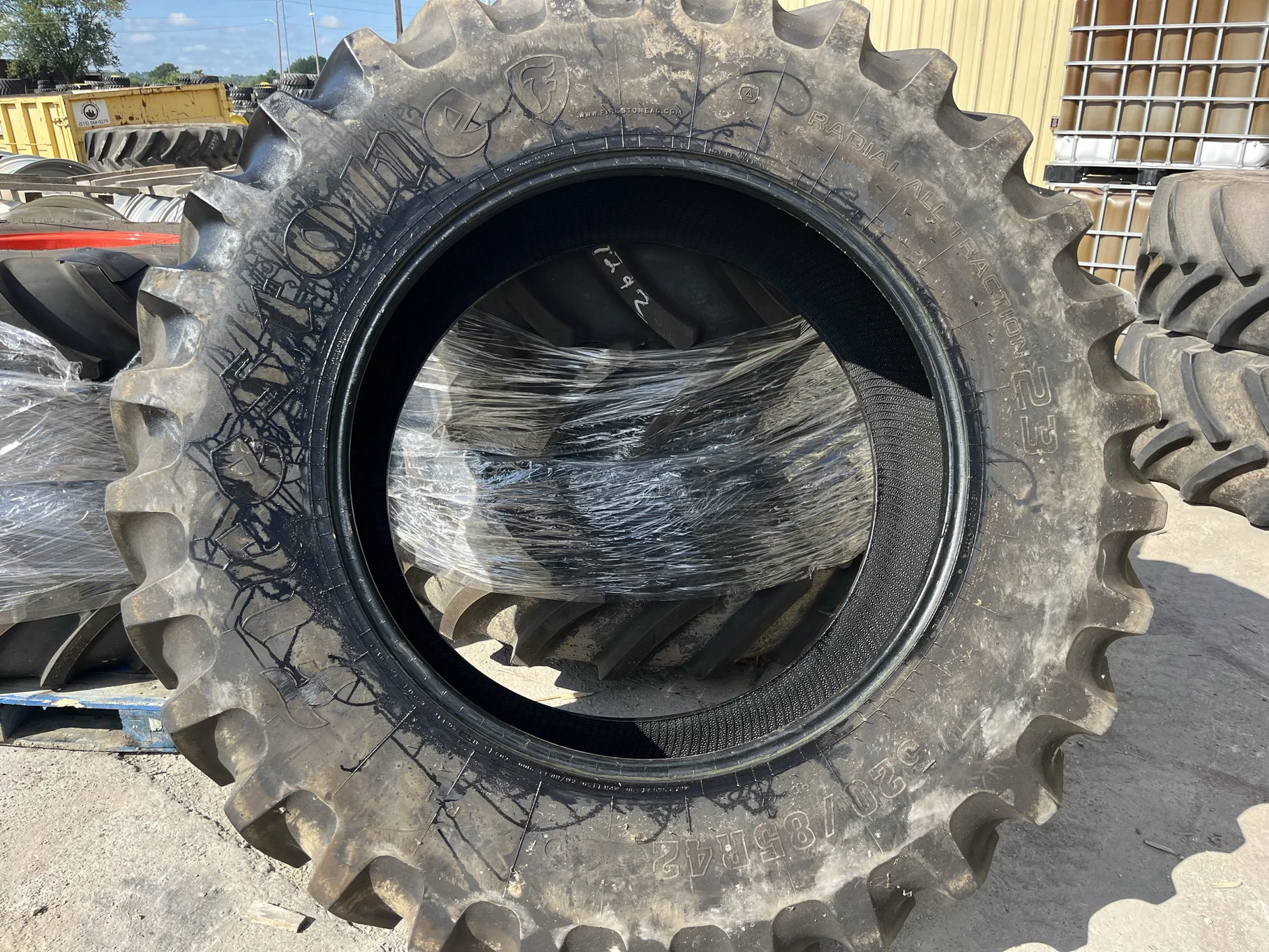 Used 520/85R42 157B Firestone RAD 23 R-1 TL 90% image 3