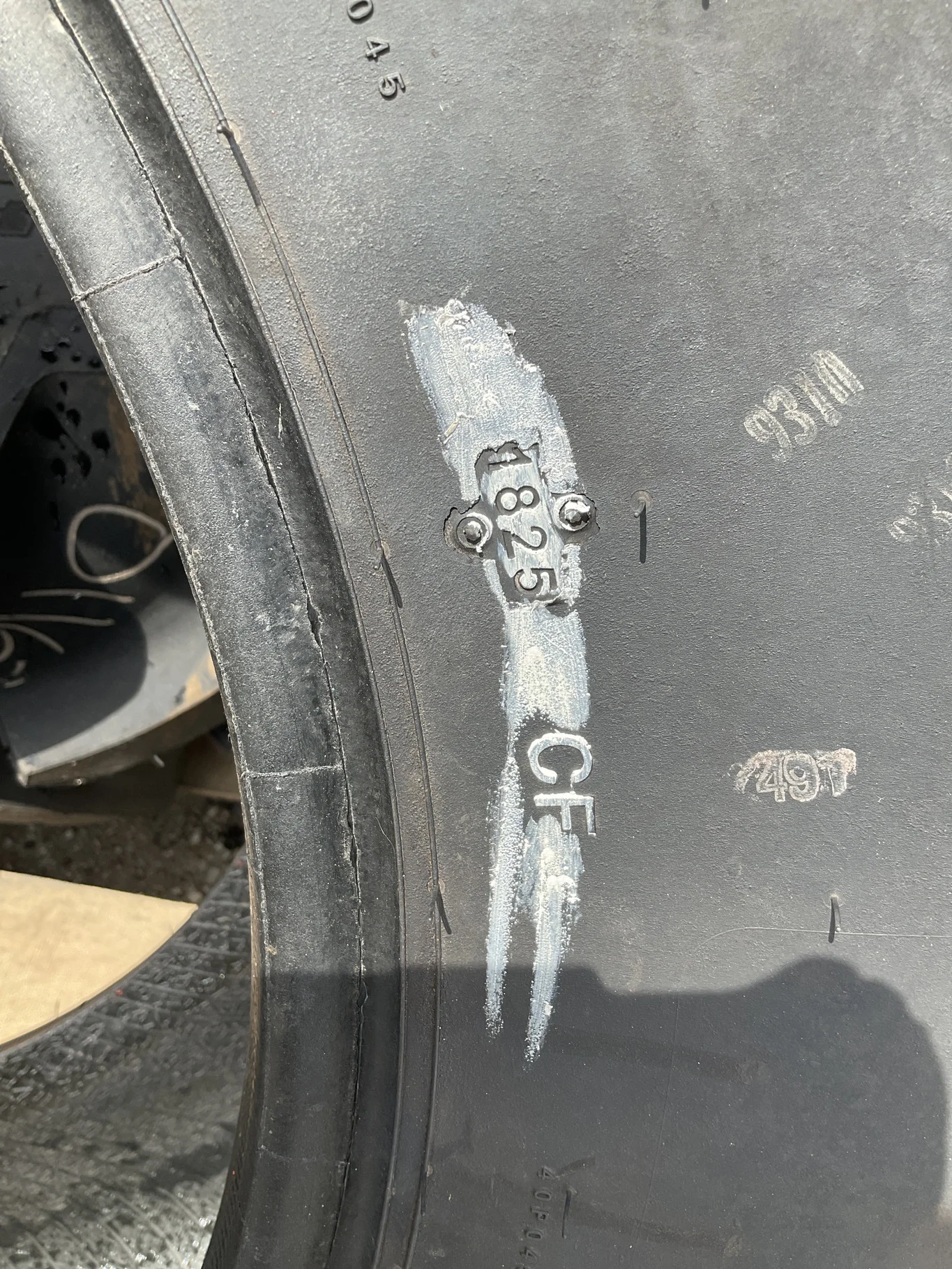 Take-Off 420/70R24 130D Goodyear Optitrac TL R-1W 95-100% image 3