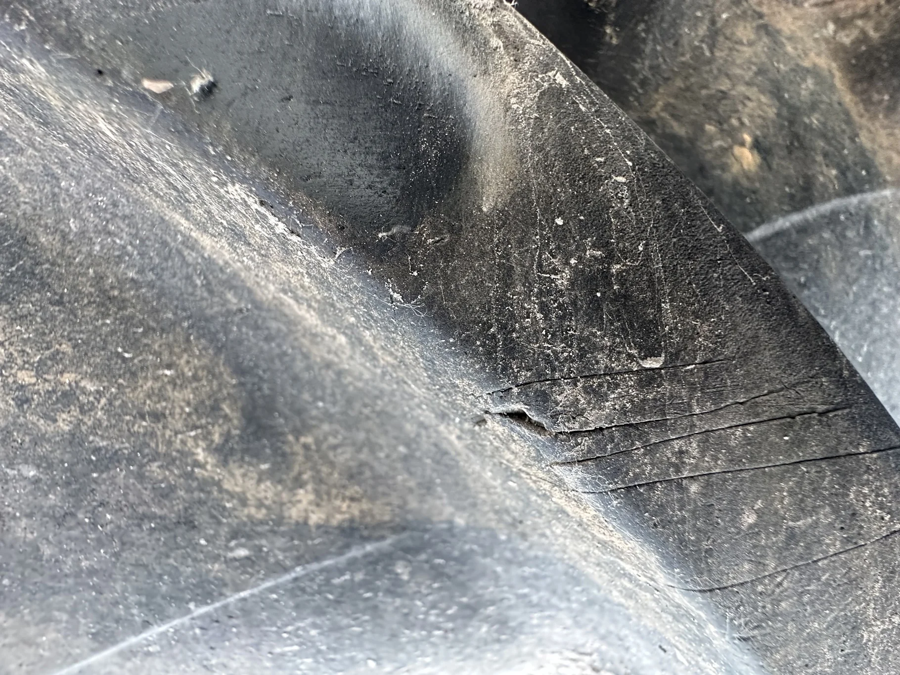 Used 18.4-30 Galaxy AGRITRAC 2 D(8Ply) TL 90% _x000D_ (Lug Cuts) image 4