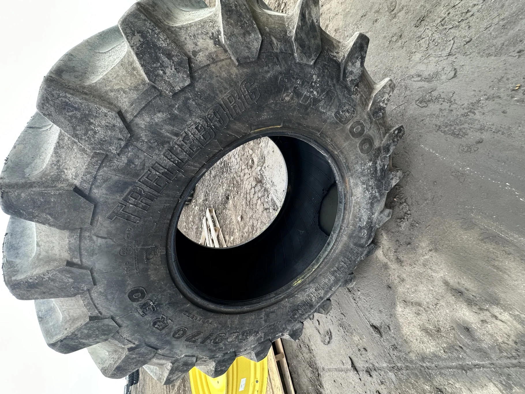 Used 600/70R30 Trelleborg TM900 High Power R-1W 158D TL 85%  (lug cuts, cuts between lugs)