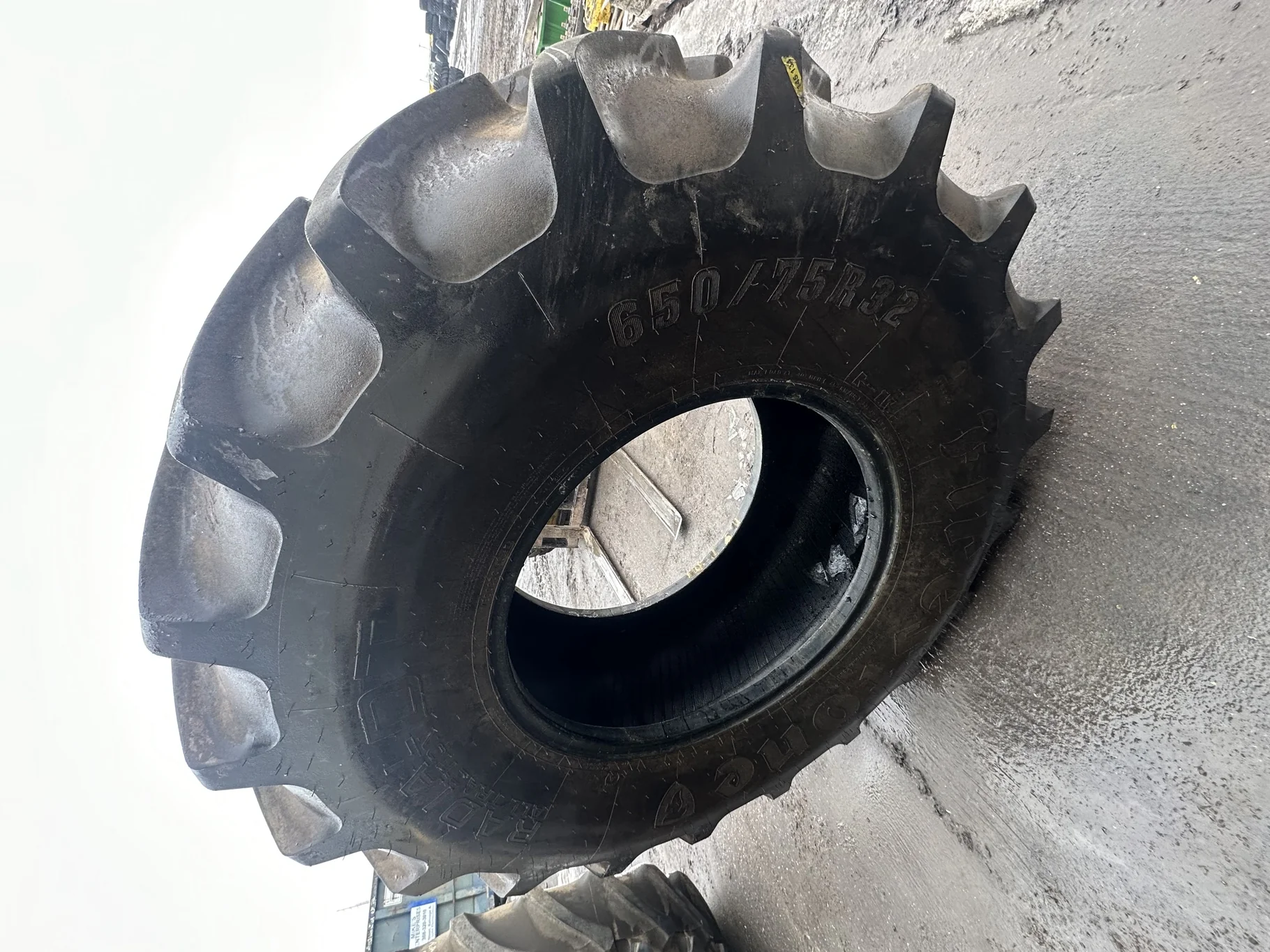 Used 650/75R32 172D Firestone Radial All Traction DT TL R-1W 85% image 3
