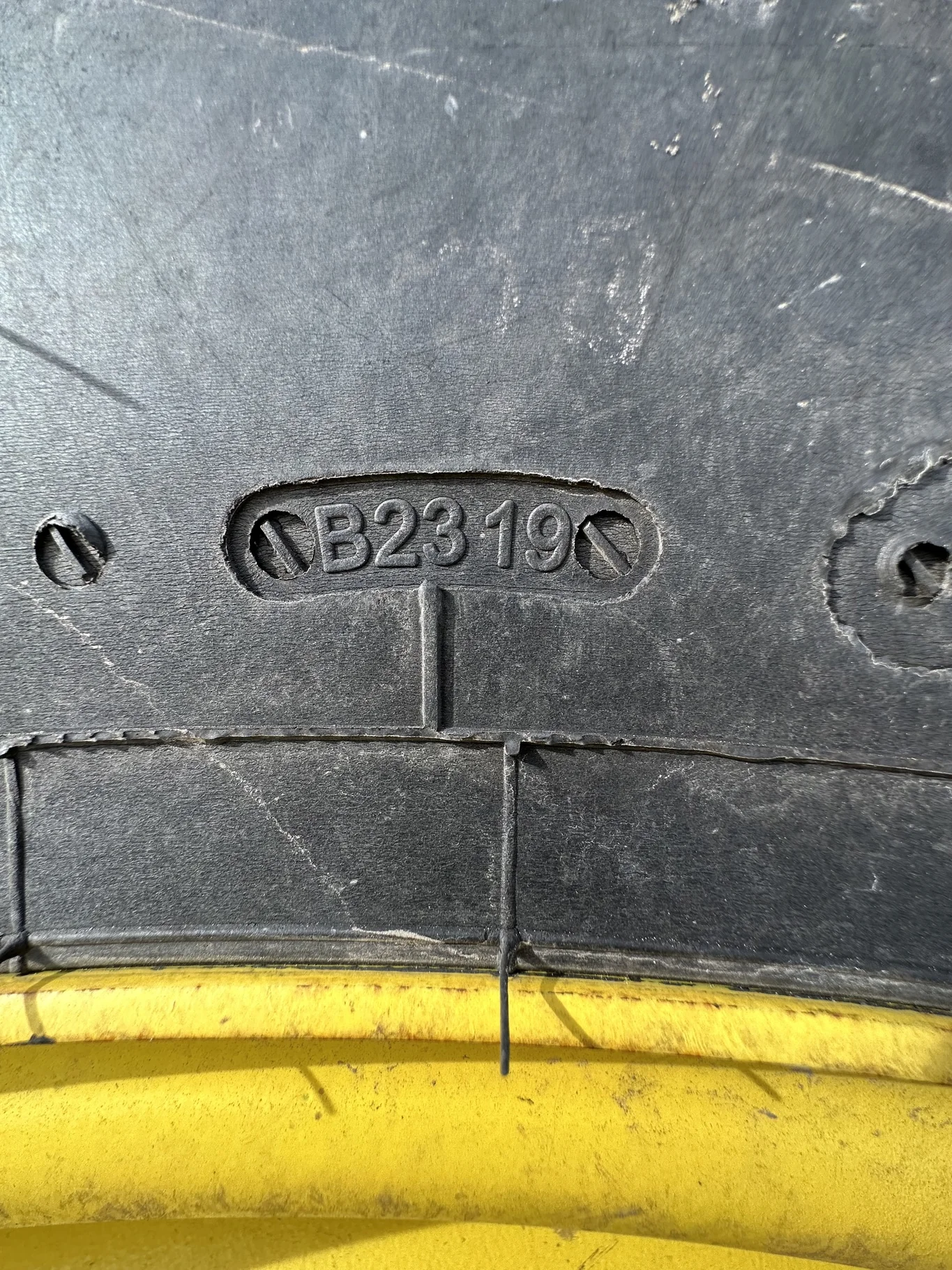 Used 620/70R42 166B BKT AGRIMAX RT765 75-80% image 10