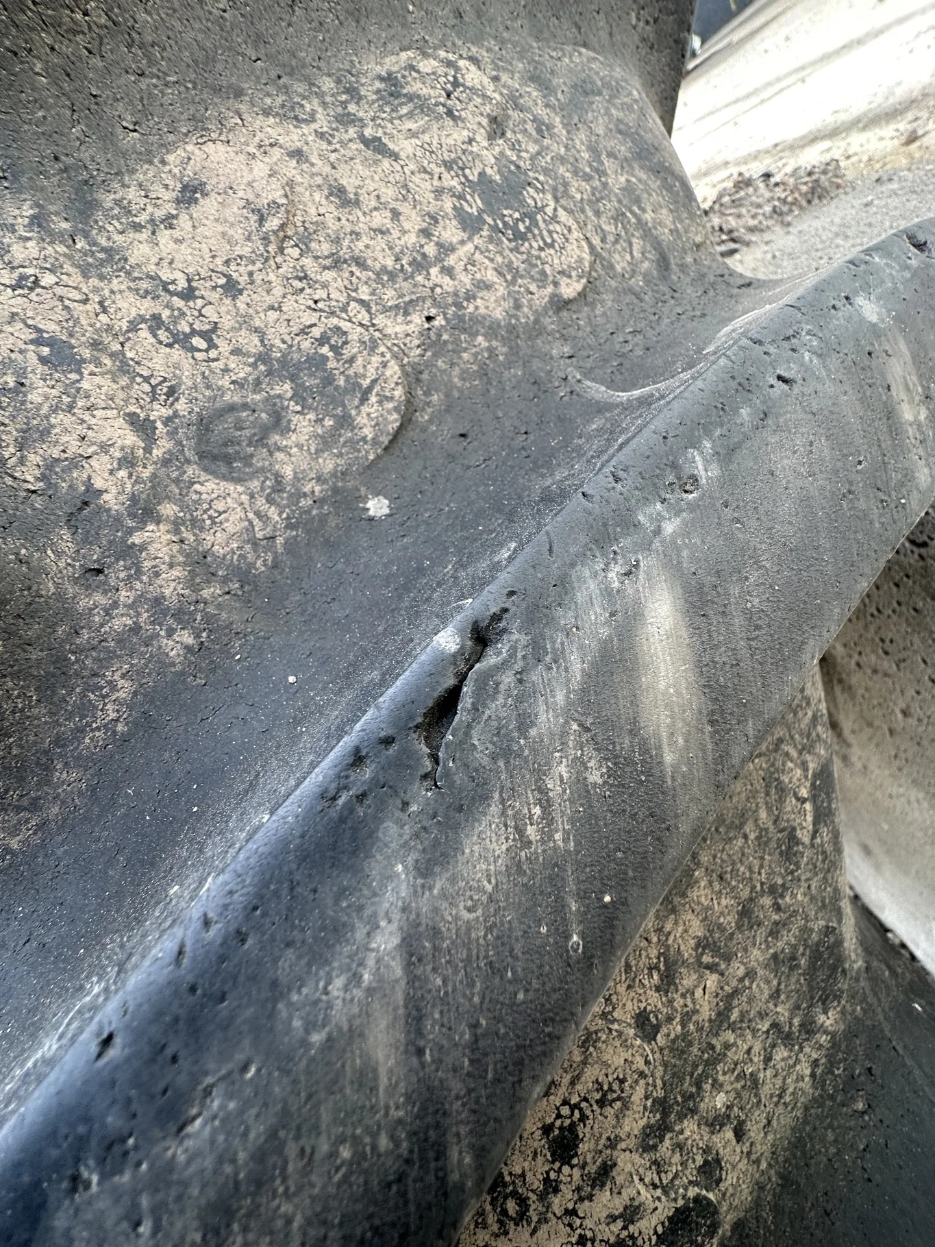 Used 620/70R42 166B BKT AGRIMAX RT765 75-80% image 8