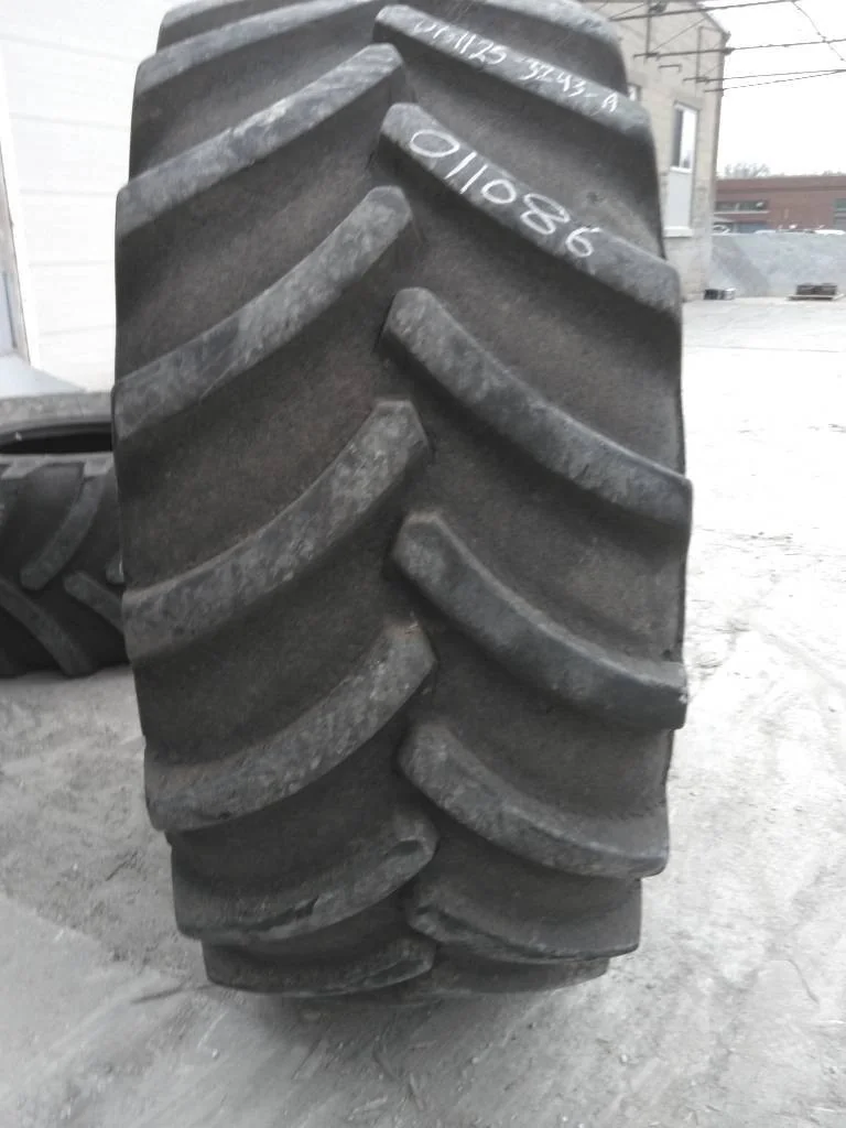 Used 800/70R38 173A8 Goodyear Optitrac DT830 TL R-1W 70-75% Severe Stubble Damage image 8