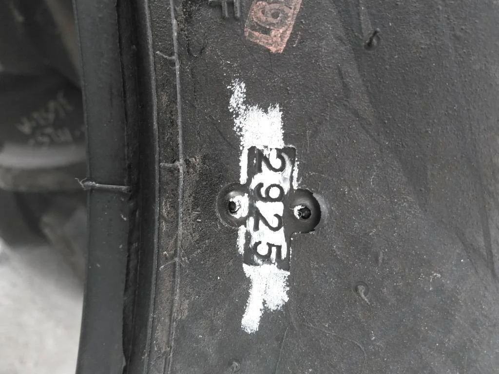 Take-Off 12.4-24 8 PLY Goodyear Optitrac TL R-1W 95-100% (DOT 2925) image 3
