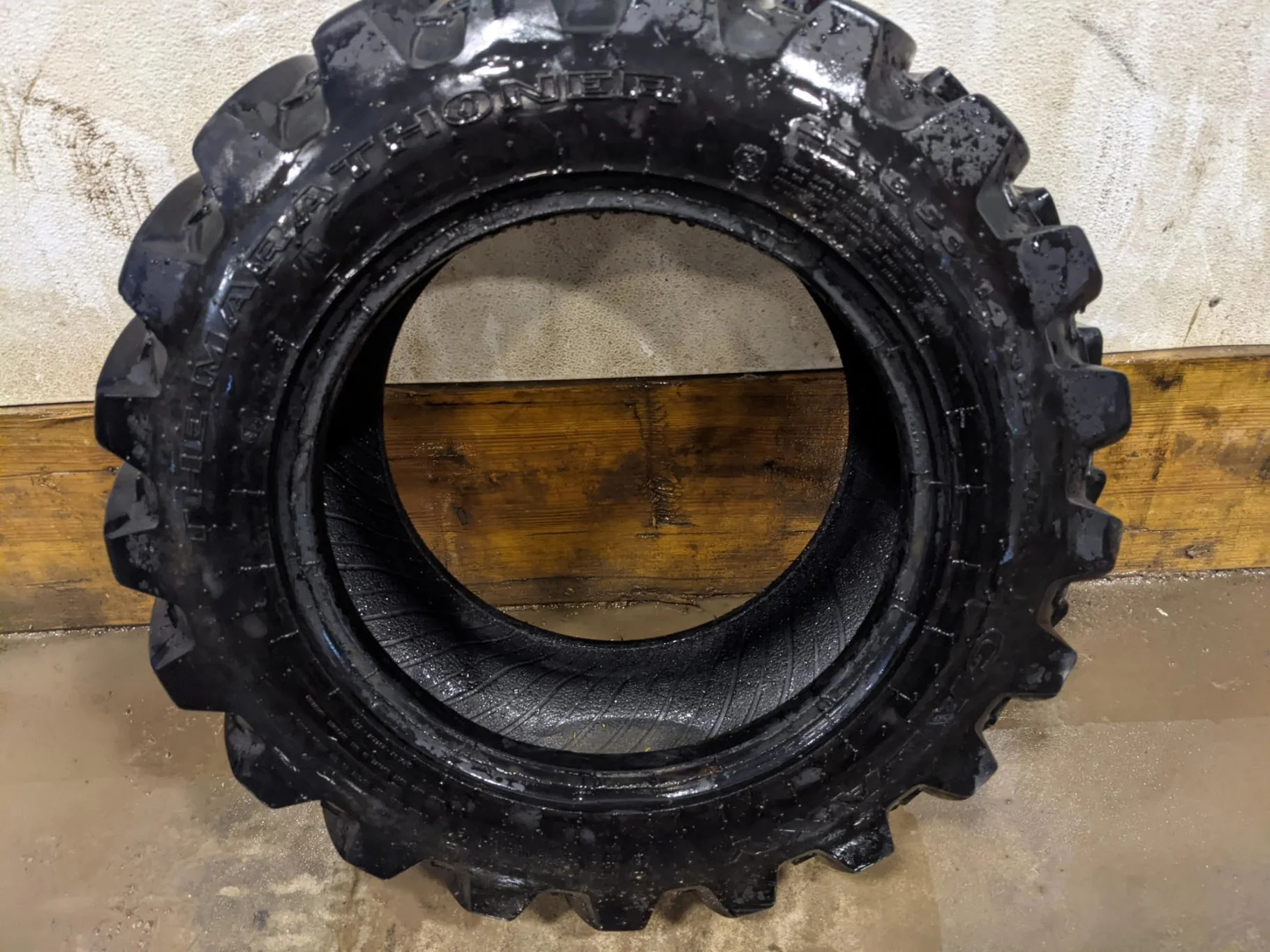 Used 25 x 8.50-14 Galaxy Marathoner R-4 85% image 2