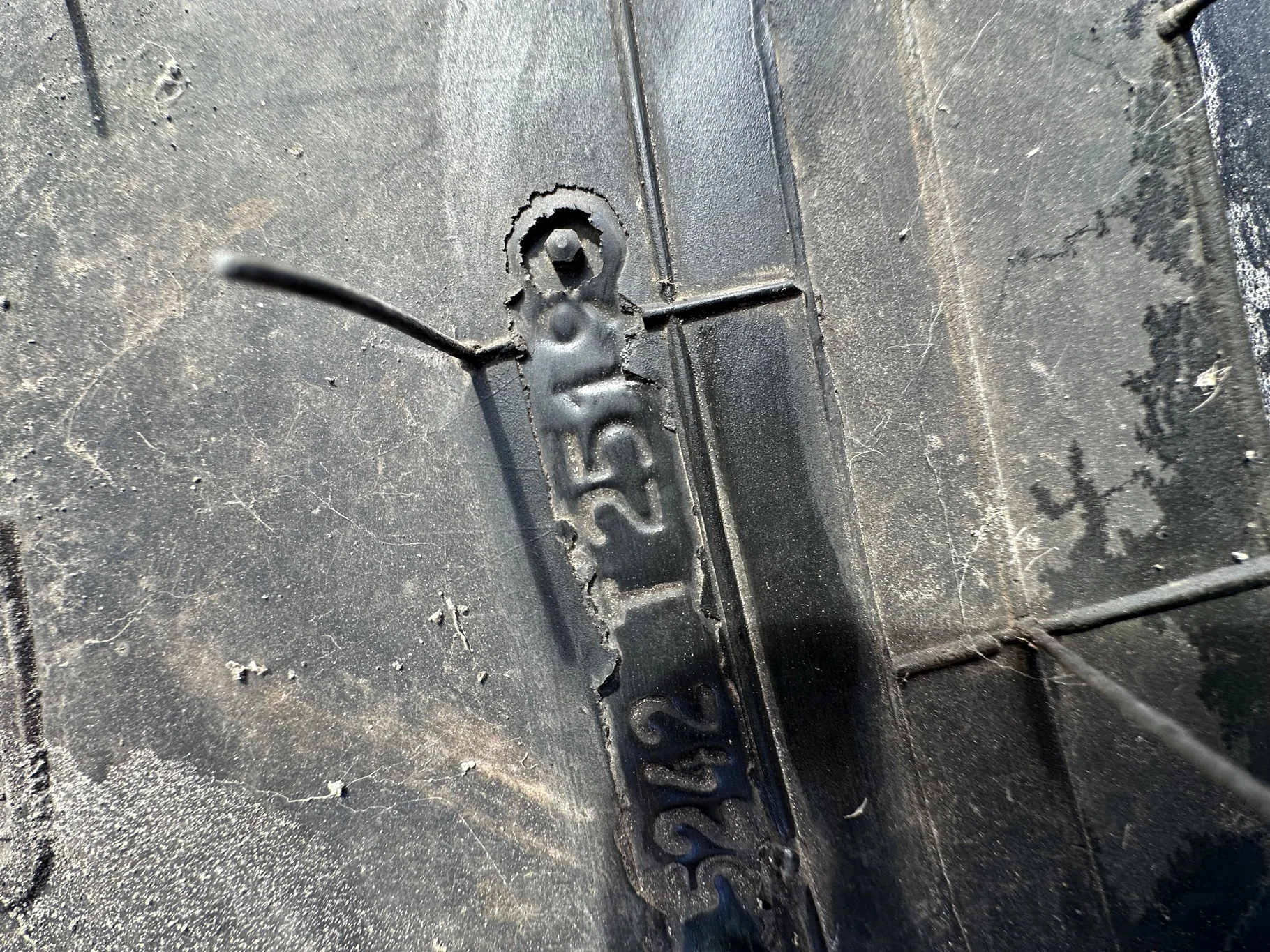 Used 520/85R42 (20.8R42) Alliance FarmPro II 846/842 Radial R-1W (157A8/B) 85% TL  _x000D_ (Lug Cuts image 7
