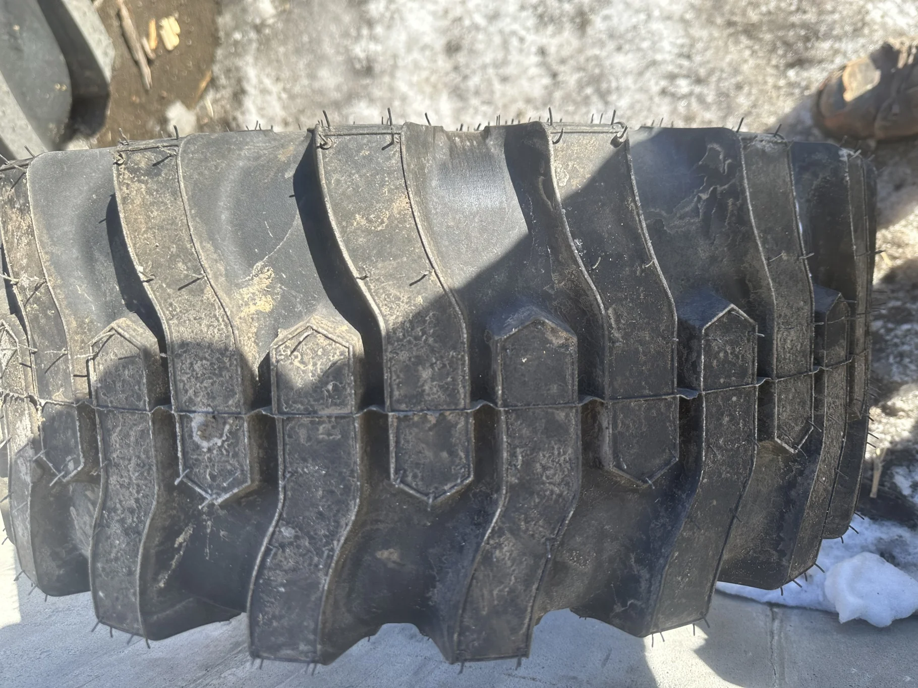 Used 12-16.5 Titan Contractor FWD  R-4 (6Ply) TL image 3