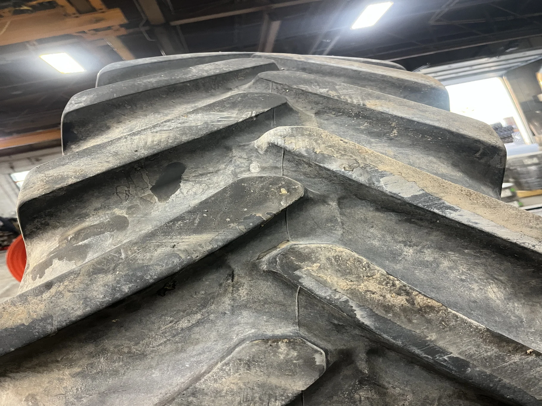 Used VF480/80R50 179D Michelin SprayBib R-1W TL 85%