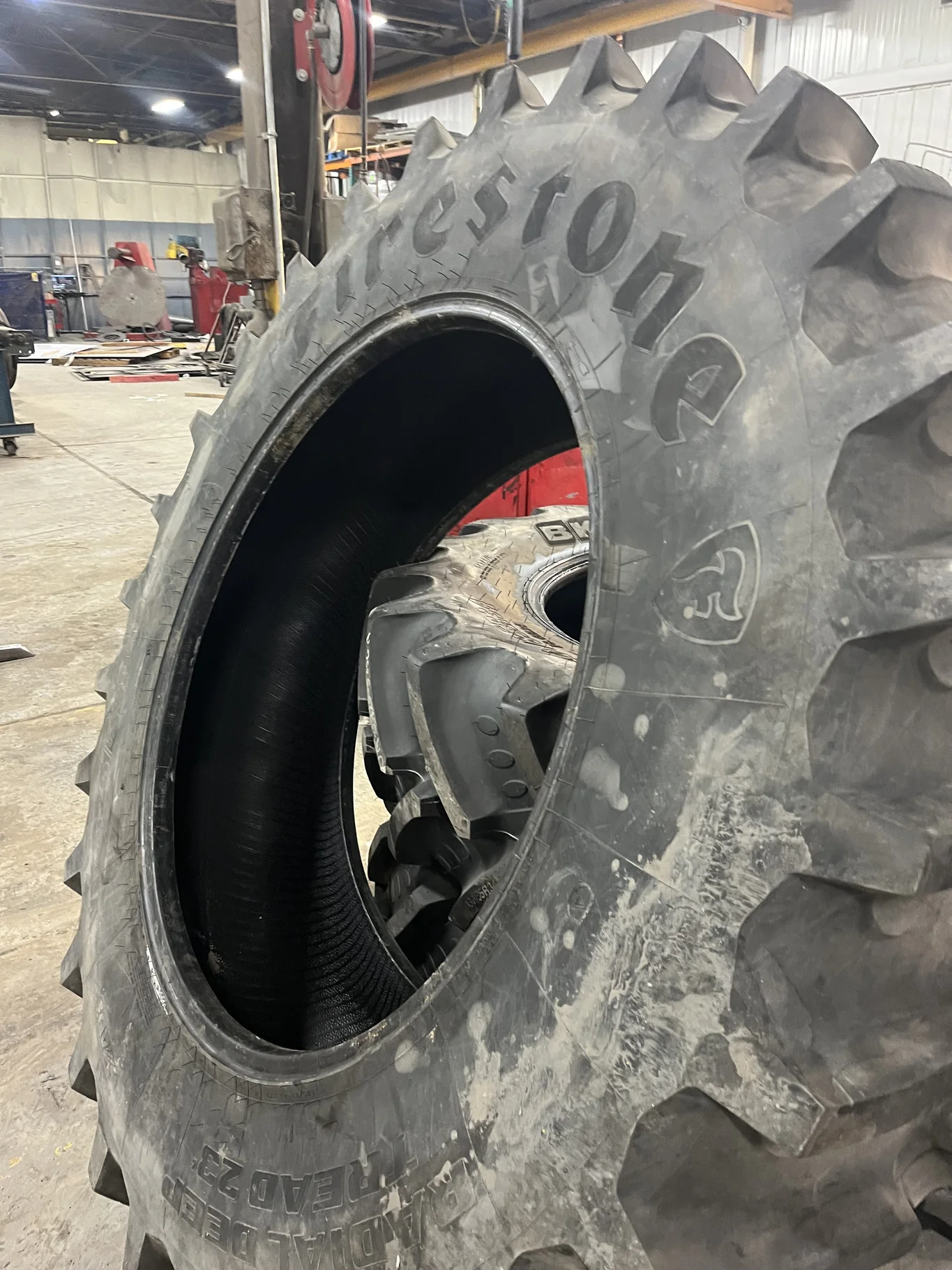 Used VF520/85R42 CFO 177B Firestone Radial Deep Tread 23 TL R-1W 90-95% image 2